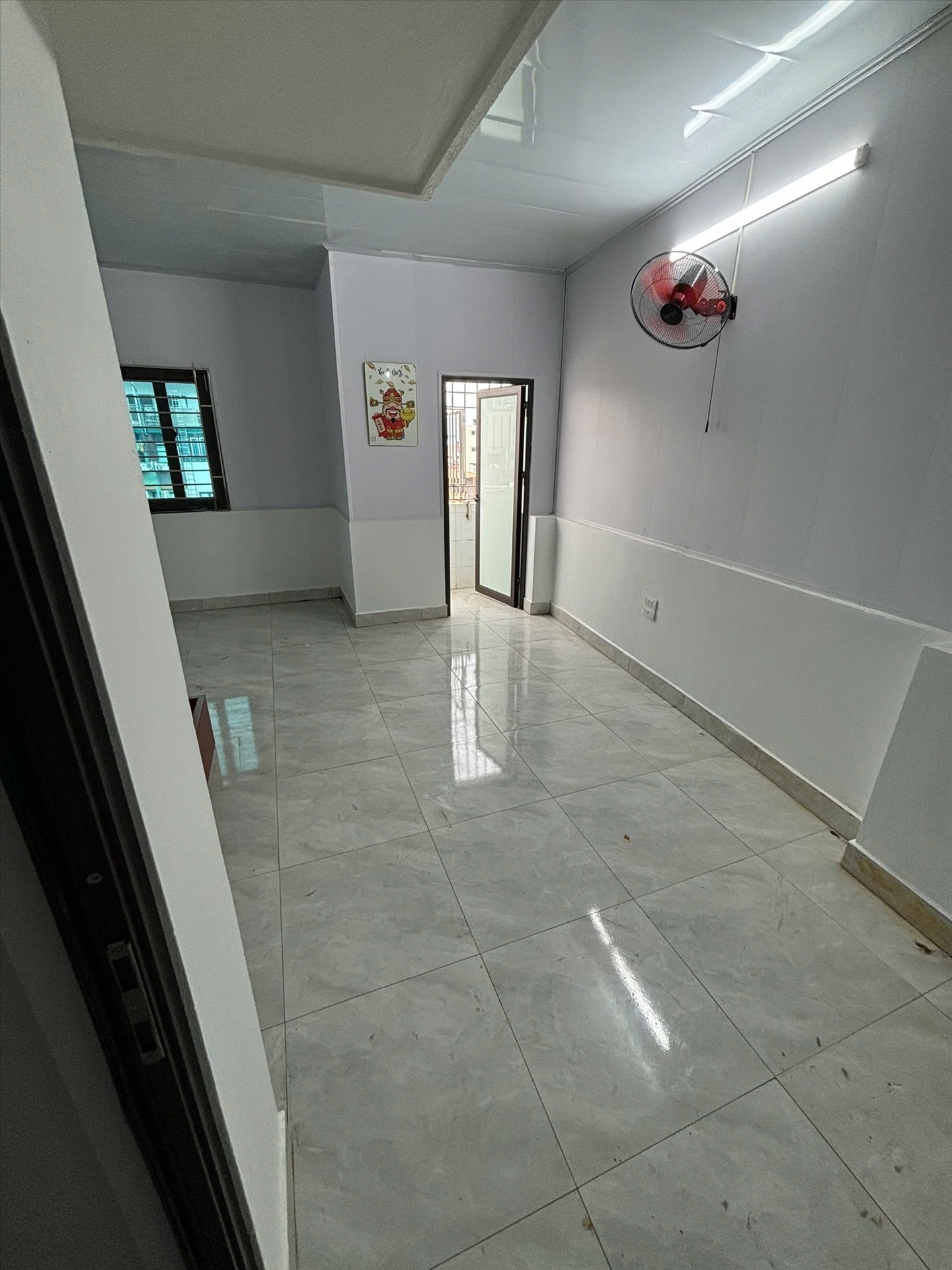 Phòng trọ Studio 30m2 tại BP Home Mễ Trì Hạ - Nam Từ Liêm - Phòng khách