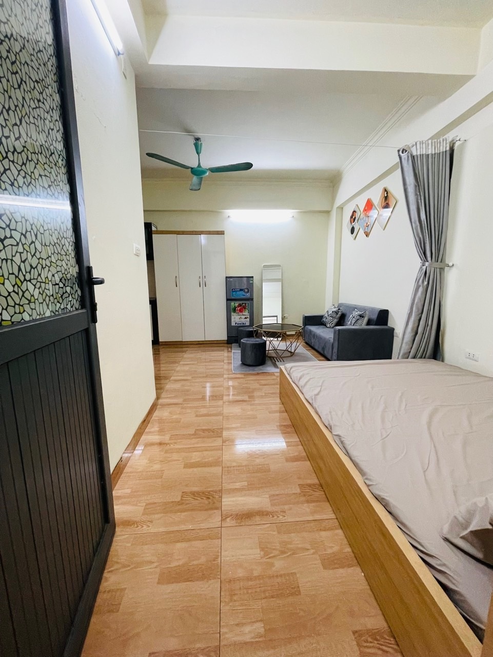 Phòng trọ Studio 30m2 tại BP Home Hoàng Ngân - Cầu Giấy - Phòng khách