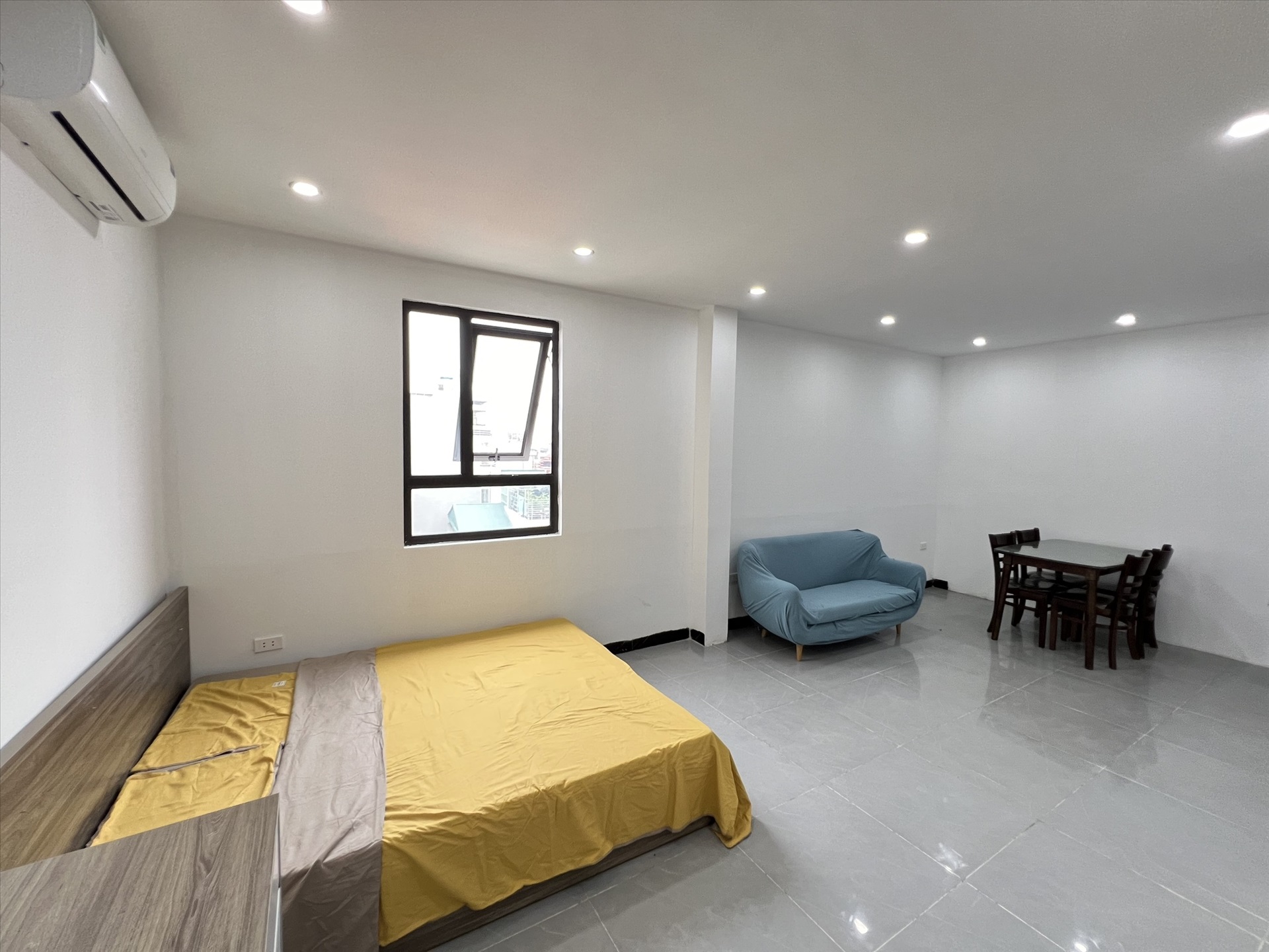 Phòng trọ Salahomes Hào Nam - Đống Đa - Phòng (*)