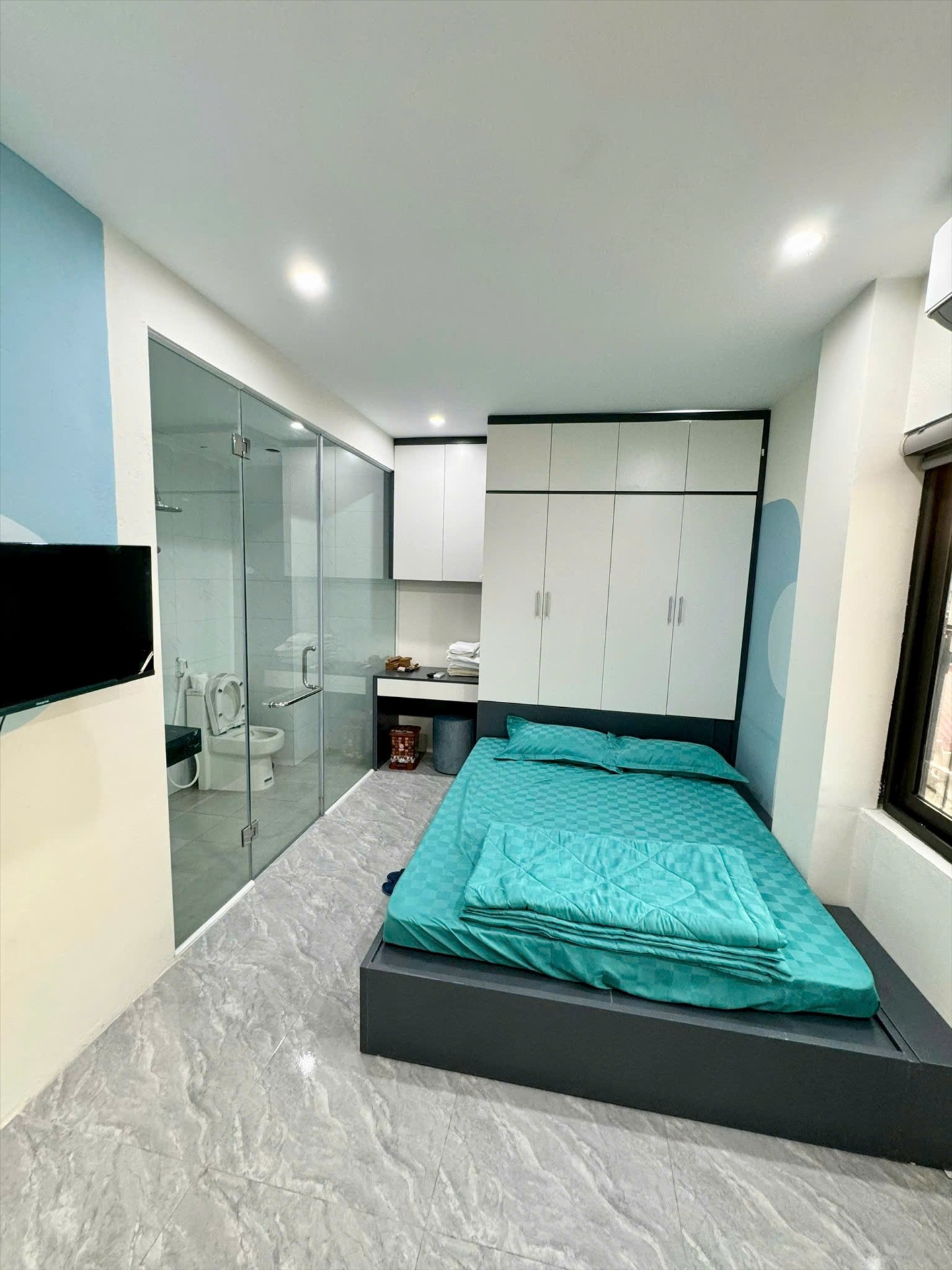 Phòng trọ Salahomes Hạ Yên Quyết - Cầu Giấy - Phòng (*)