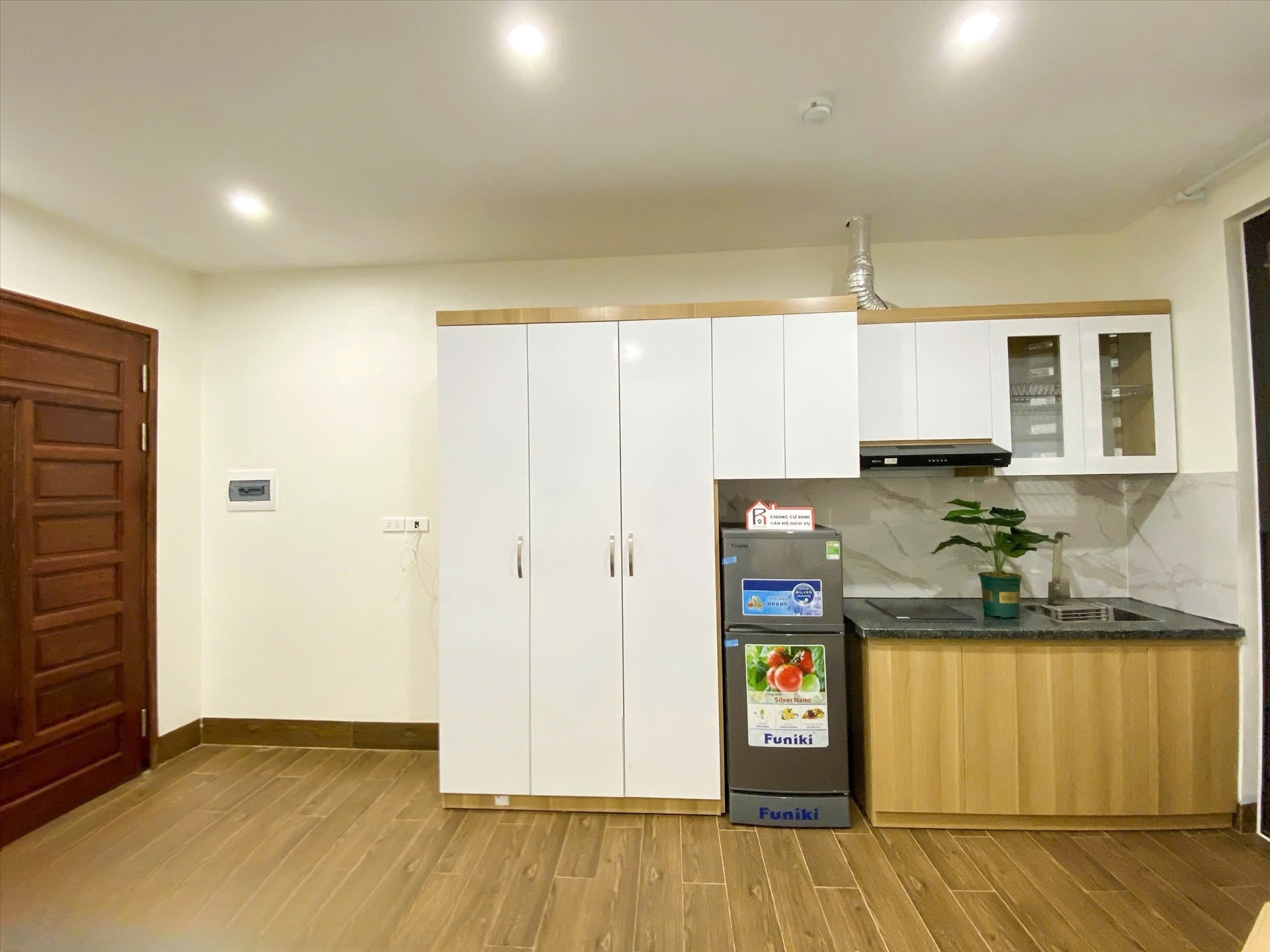 Phòng trọ Studio 26m2 tại RenHouse 4 Trần Thái Tông - Cầu Giấy - Phòng bếp