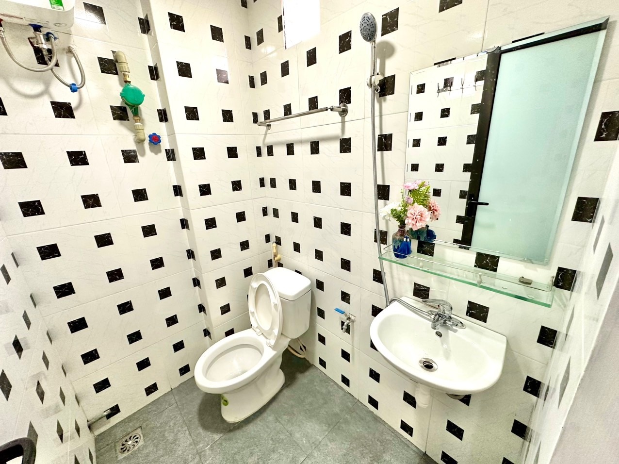 Phòng trọ Studio 20m2 tại Blue Homes Thịnh Hào 1 - Đống Đa - Phòng tắm