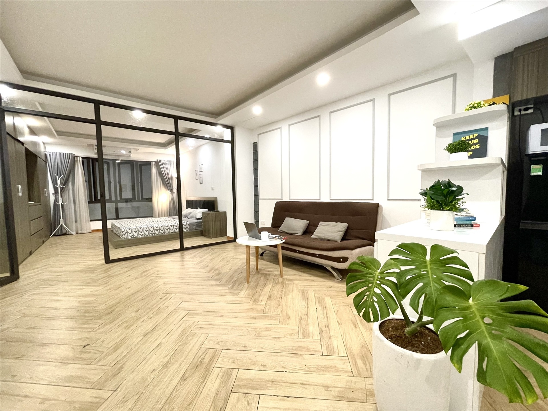 Phòng trọ 1 Phòng ngủ 55m2 tại Airstay Yên Hoa - Tây Hồ - Phòng khách