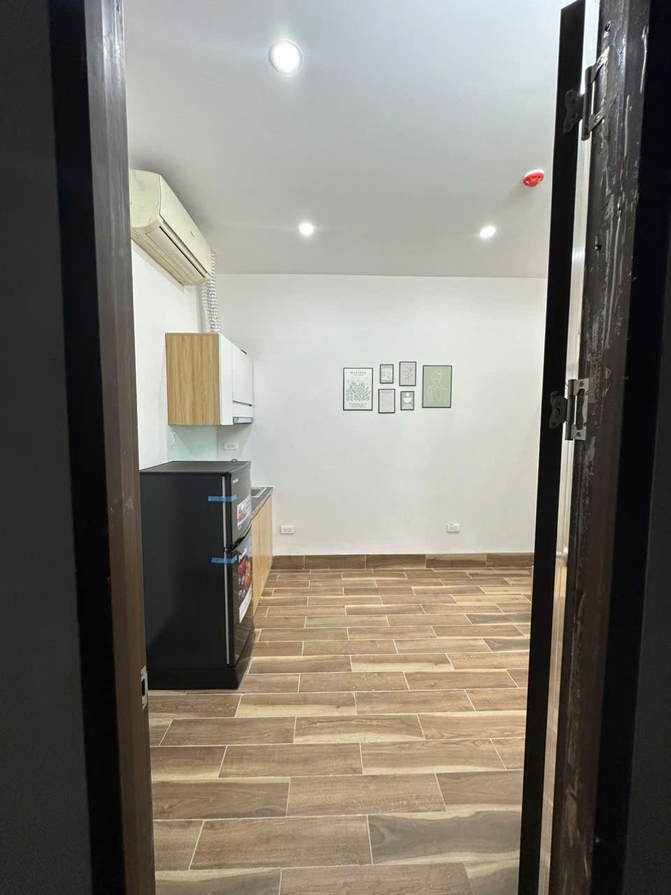 Phòng trọ Studio 25m2 tại CT House Quan Nhân - Thanh Xuân - Phòng khách