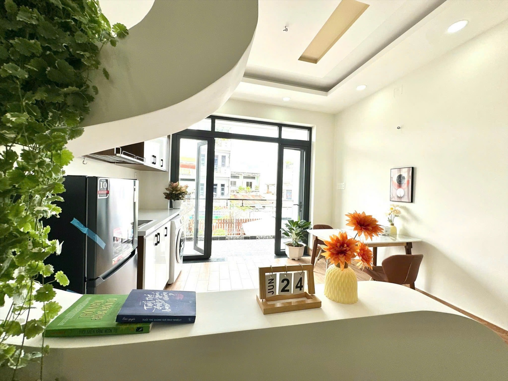 Phòng trọ TT House Lạc Long Quân - Tân Bình - Phòng (*)