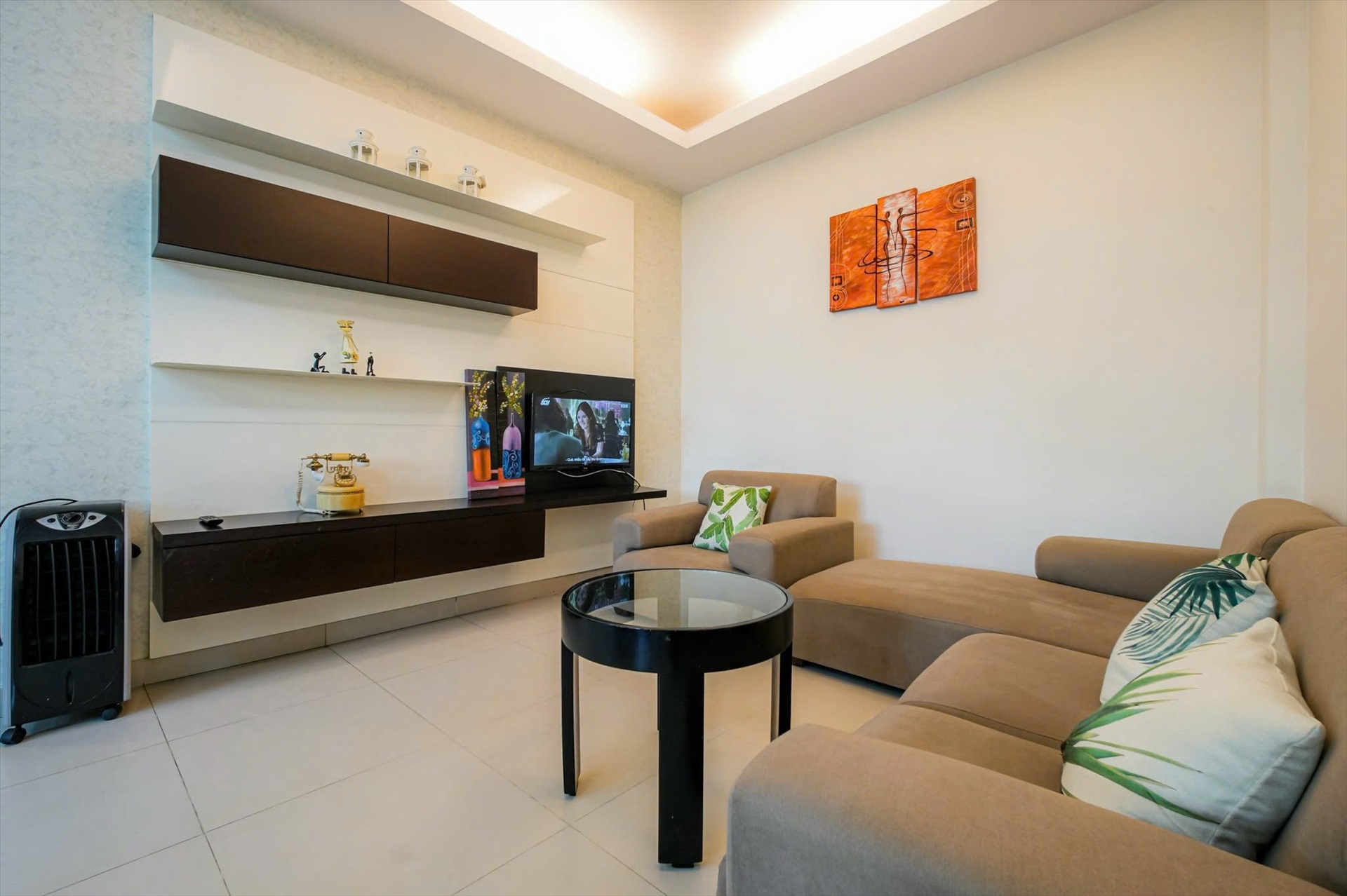 Phòng trọ 2 Phòng ngủ 50m2 tại TT Home Thạch Thị Thanh - Quận 1 - Phòng khách