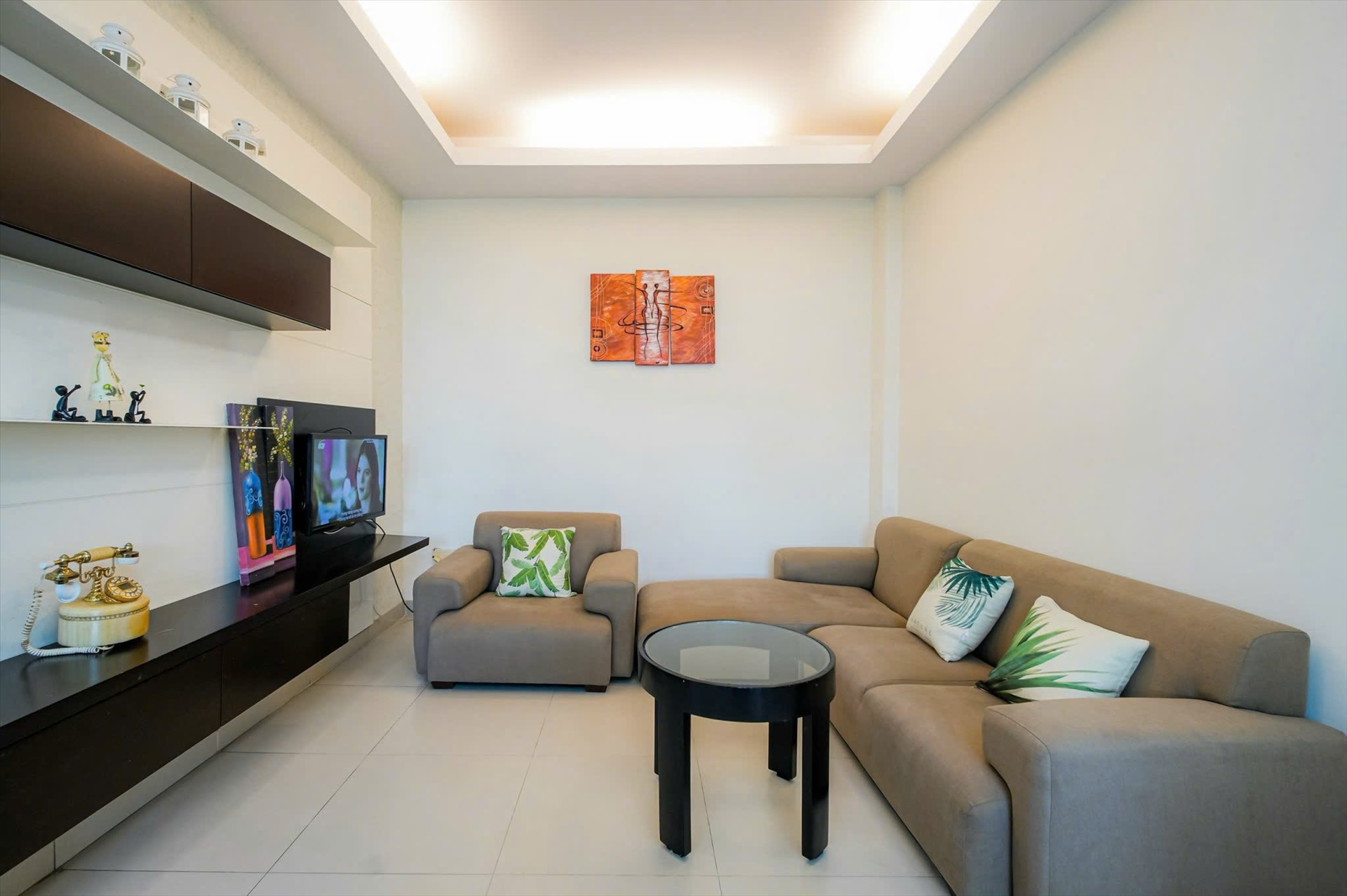 Phòng trọ 2 Phòng ngủ 50m2 tại TT Home Thạch Thị Thanh - Quận 1 - Phòng khách