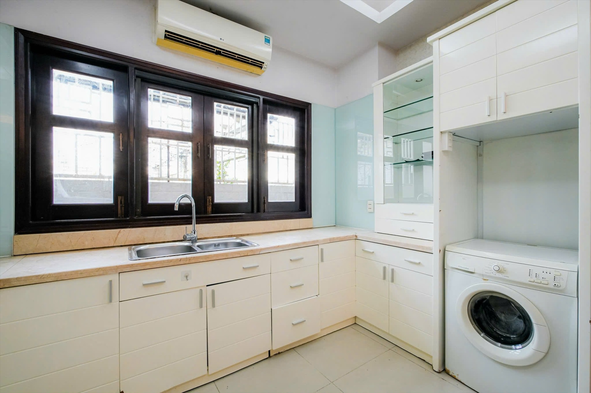 Phòng trọ 2 Phòng ngủ 50m2 tại TT Home Thạch Thị Thanh - Quận 1 - Phòng bếp