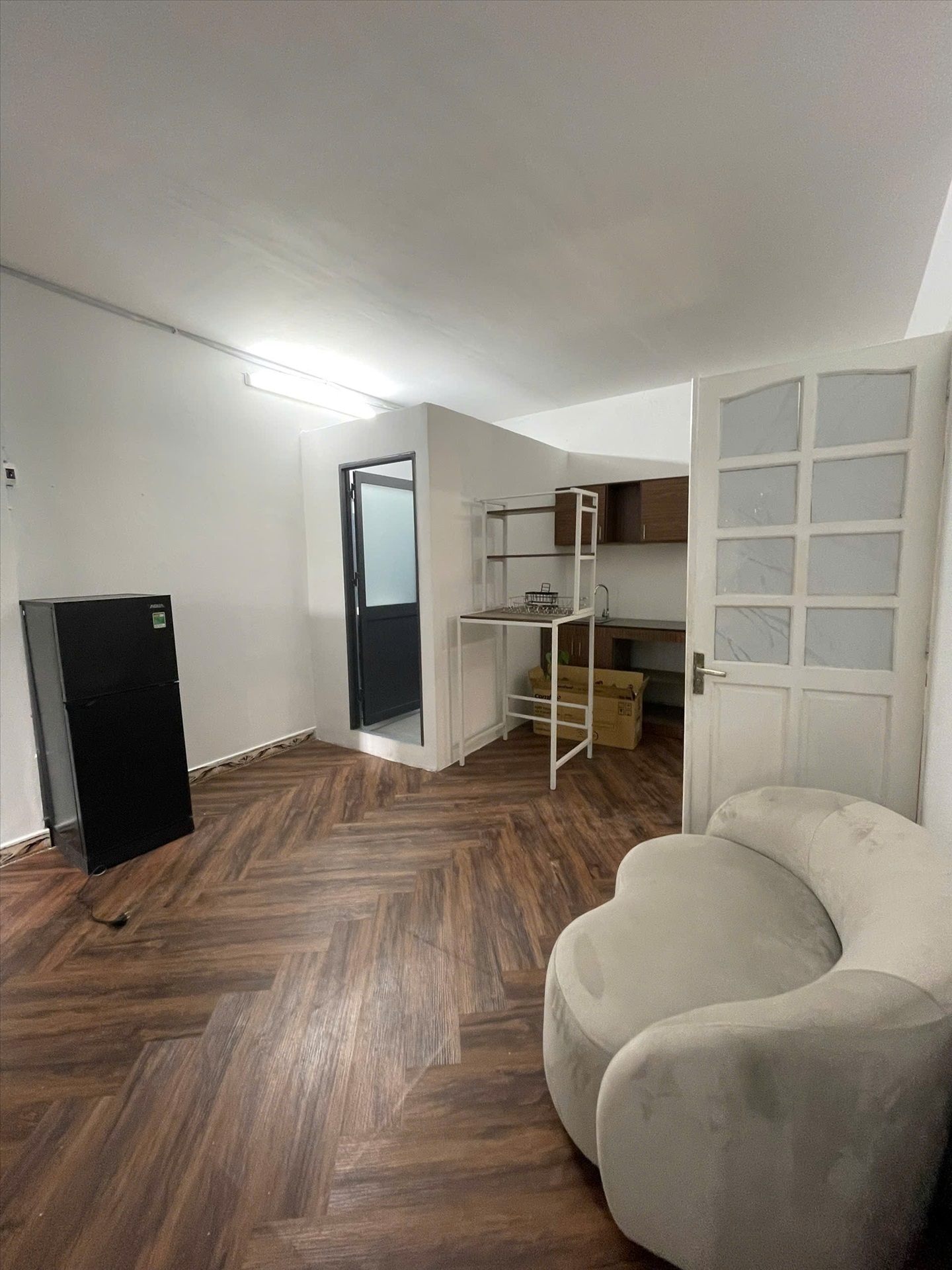 Phòng trọ 1 Phòng ngủ 40m2 tại TD House Yên Thế - Tân Bình - Phòng khách