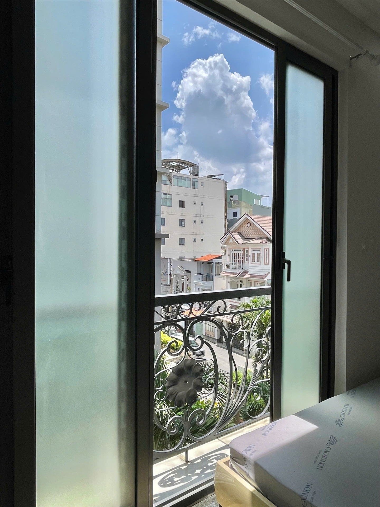 Phòng trọ Studio 25m2 tại Bhome Nguyễn Văn Thương - Bình Thạnh - Ban công