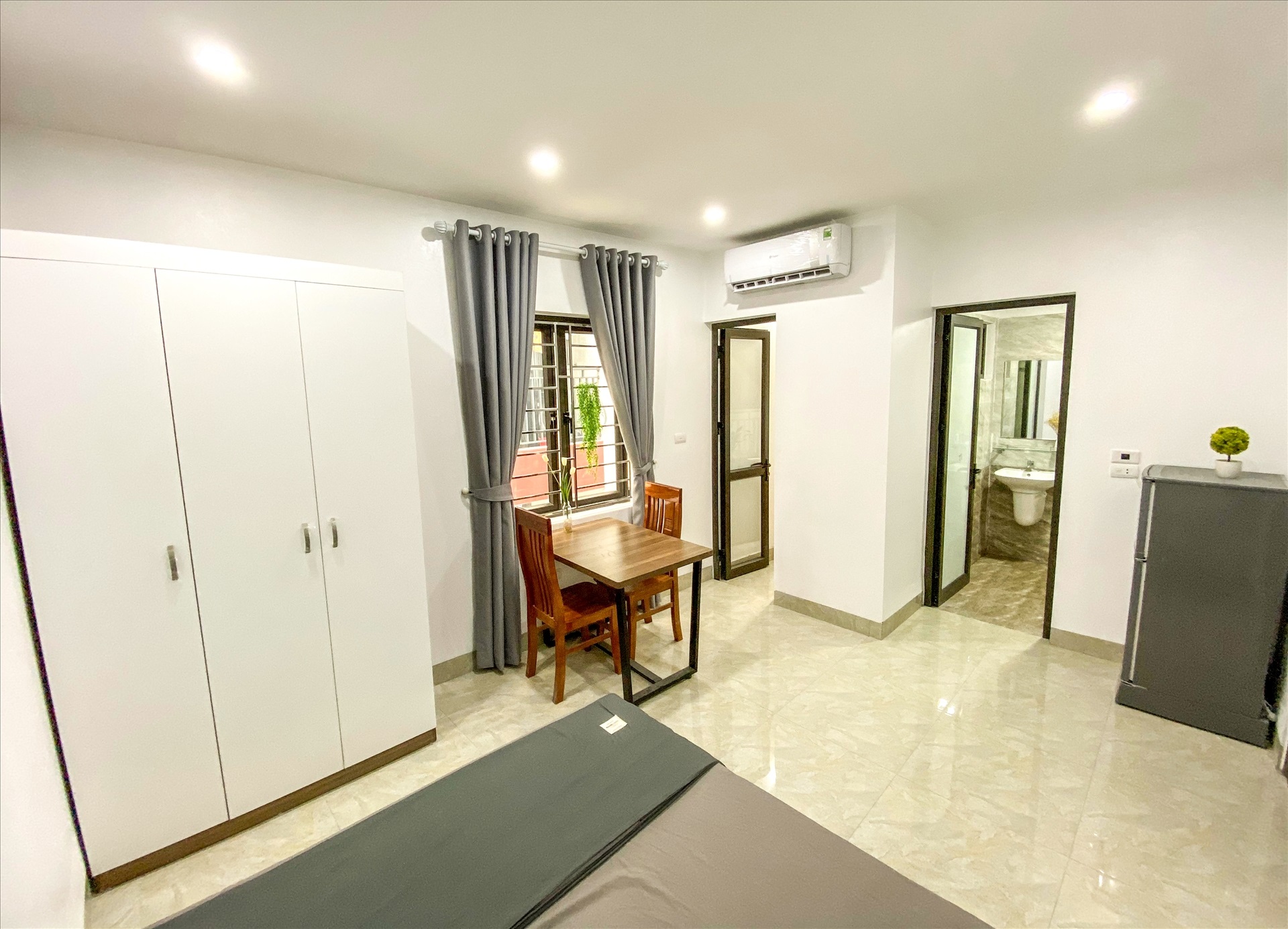 Phòng trọ Studio 30m2 tại RenHouse 1 Mỹ Đình - Nam Từ Liêm - Phòng khách