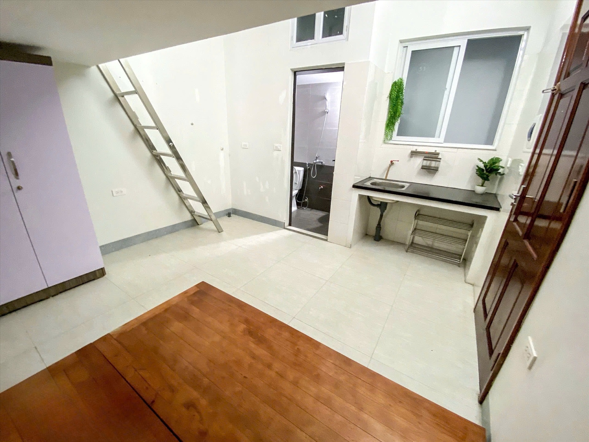 Phòng trọ Duplex 20m2 tại RenHouse 3 Mỹ Đình - Nam Từ Liêm - Phòng khách