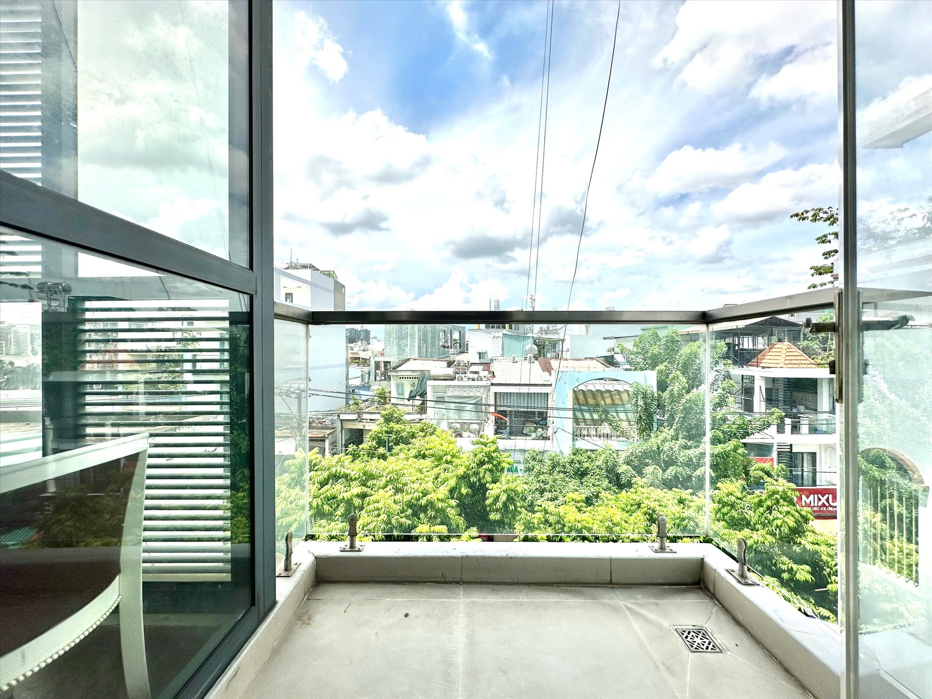Phòng trọ Studio 30m2 tại GoHome Âu Dương Lân - Quận 8 - Ban công