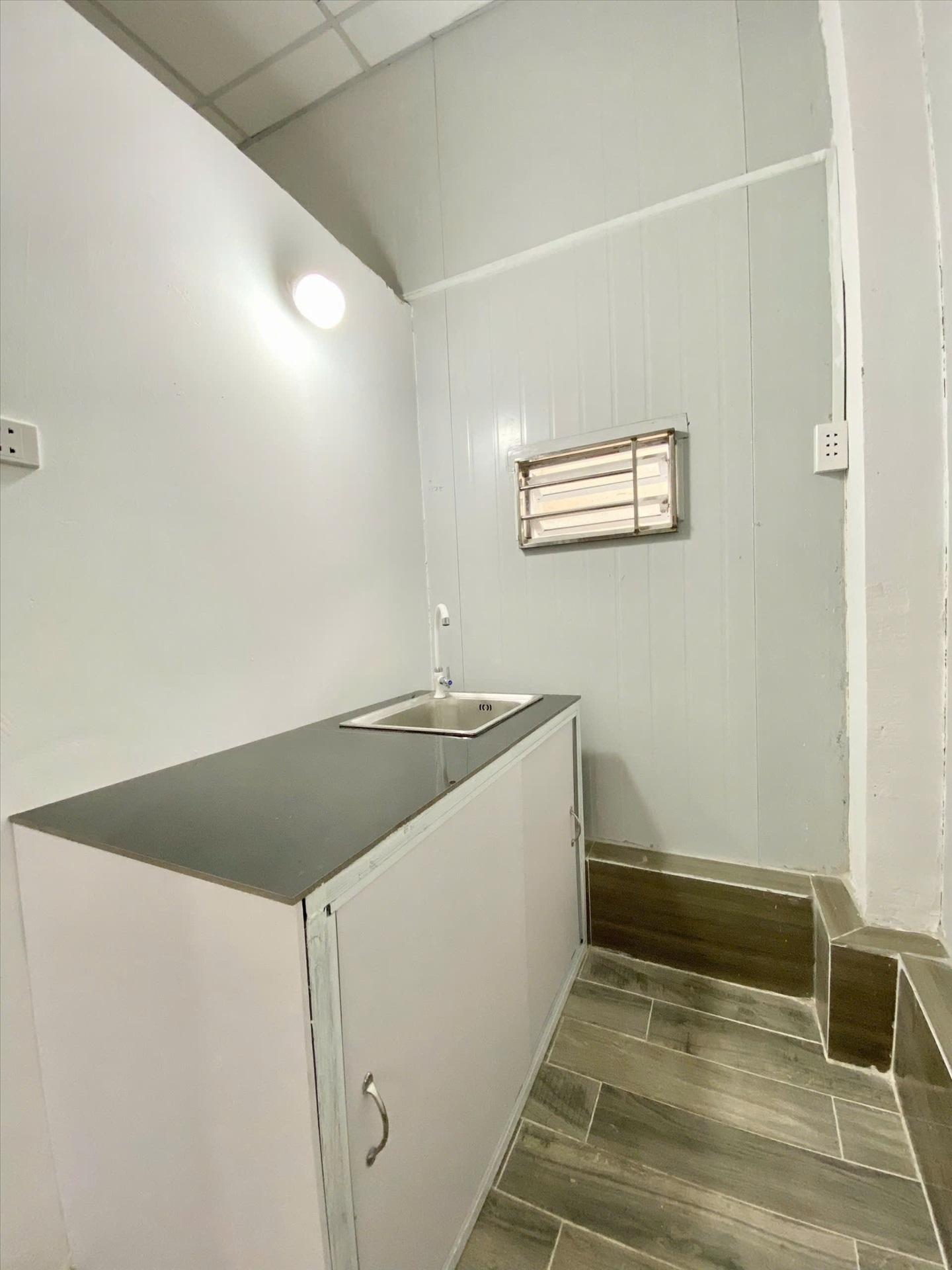 Phòng trọ Studio 20m2 tại Diamond House Tân Trụ - Tân Bình - Phòng bếp