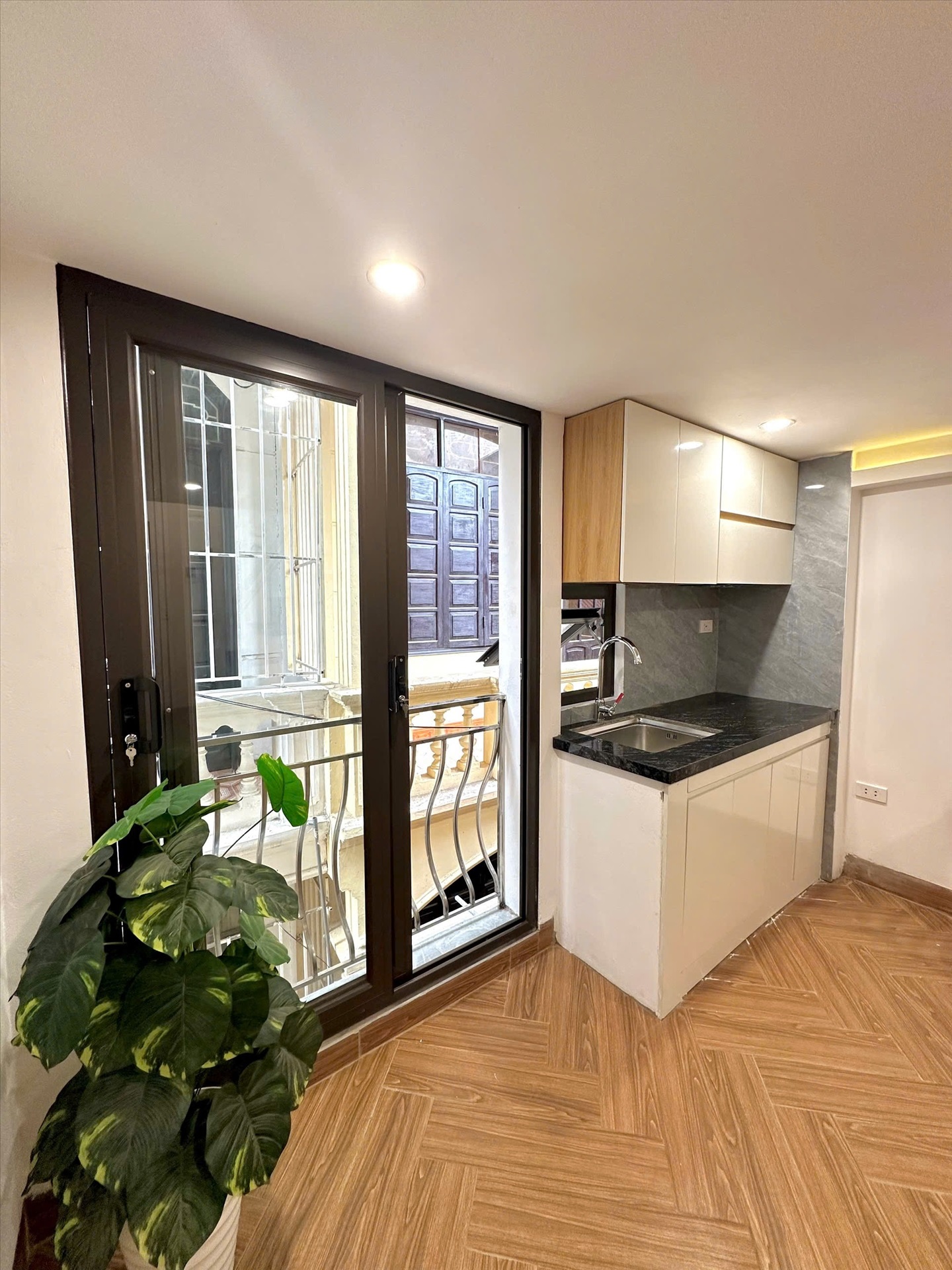 Phòng trọ Duplex 50m2 tại TT House Xuân Thủy - Cầu Giấy - Phòng bếp