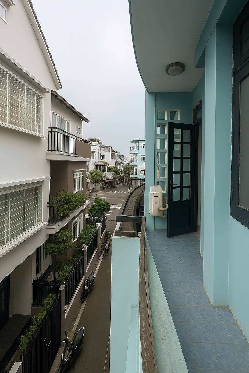 Phòng trọ Studio 35m2 tại Diamond House Phan Đăng Lưu - Bình Thạnh - Ban công