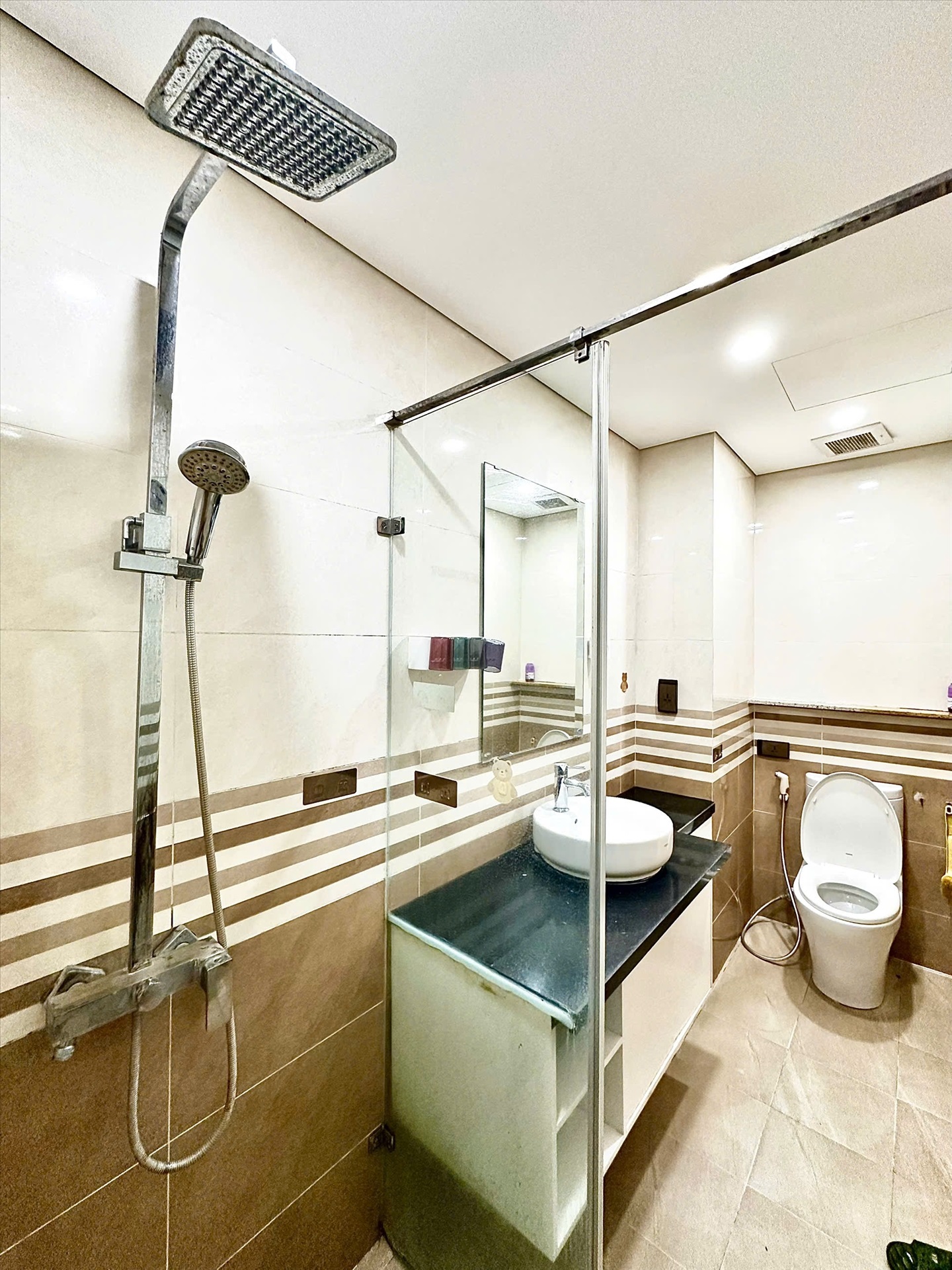 Phòng trọ 1 Phòng ngủ 60m2 tại Blue Homes Hoàng Hoa Thám - Ba Đình - Phòng tắm