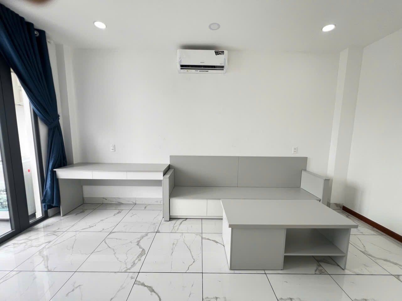 Phòng trọ 1 Phòng ngủ 40m2 tại SM House Võ Hành Trang - Tân Bình - Phòng khách