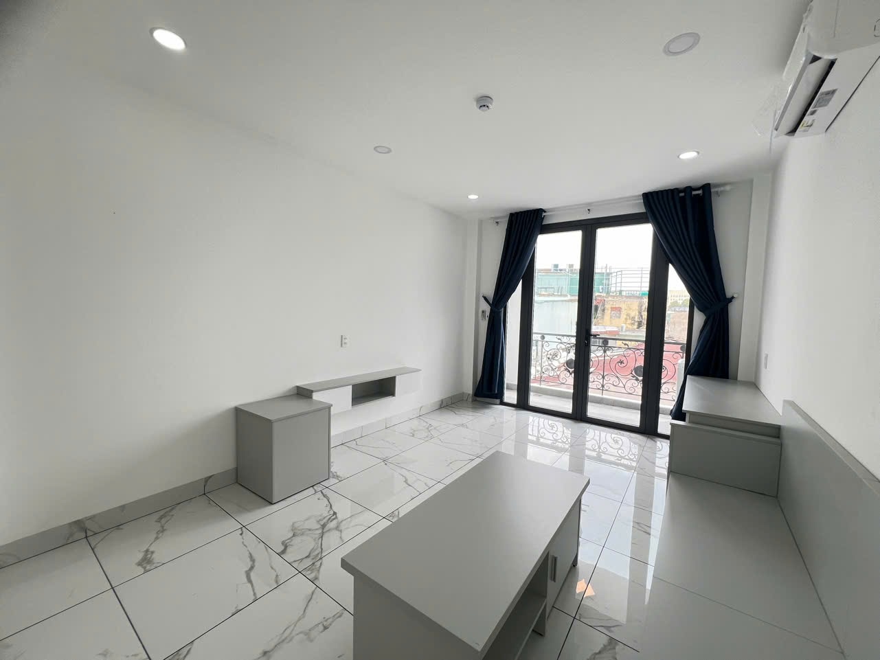 Phòng trọ SM House Võ Hành Trang - Tân Bình - Phòng (*)