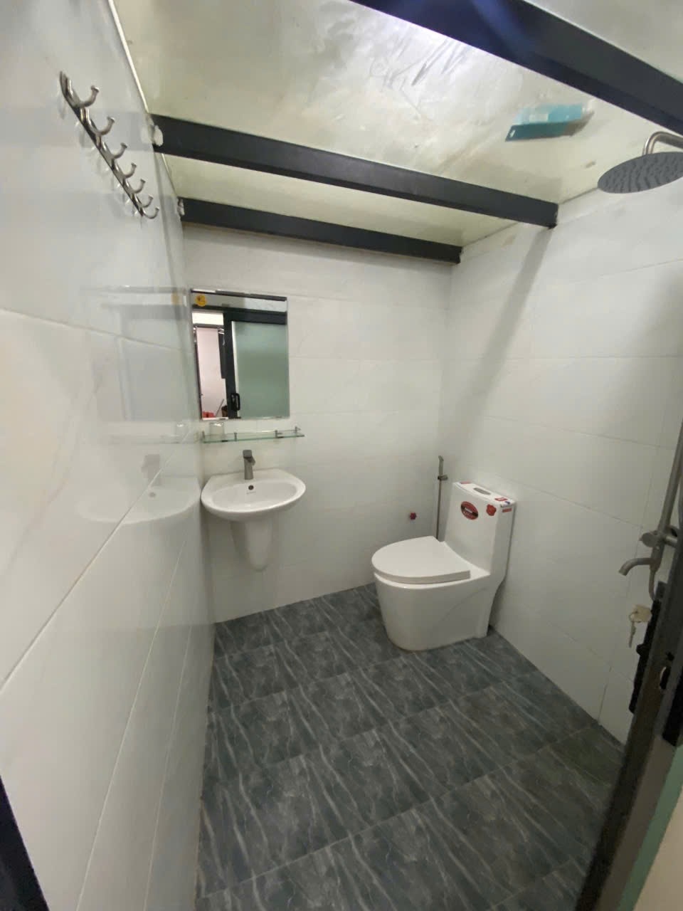 Phòng trọ Studio 25m2 tại NH Home Nguyễn Thượng Hiền - Phú Nhuận - Phòng tắm