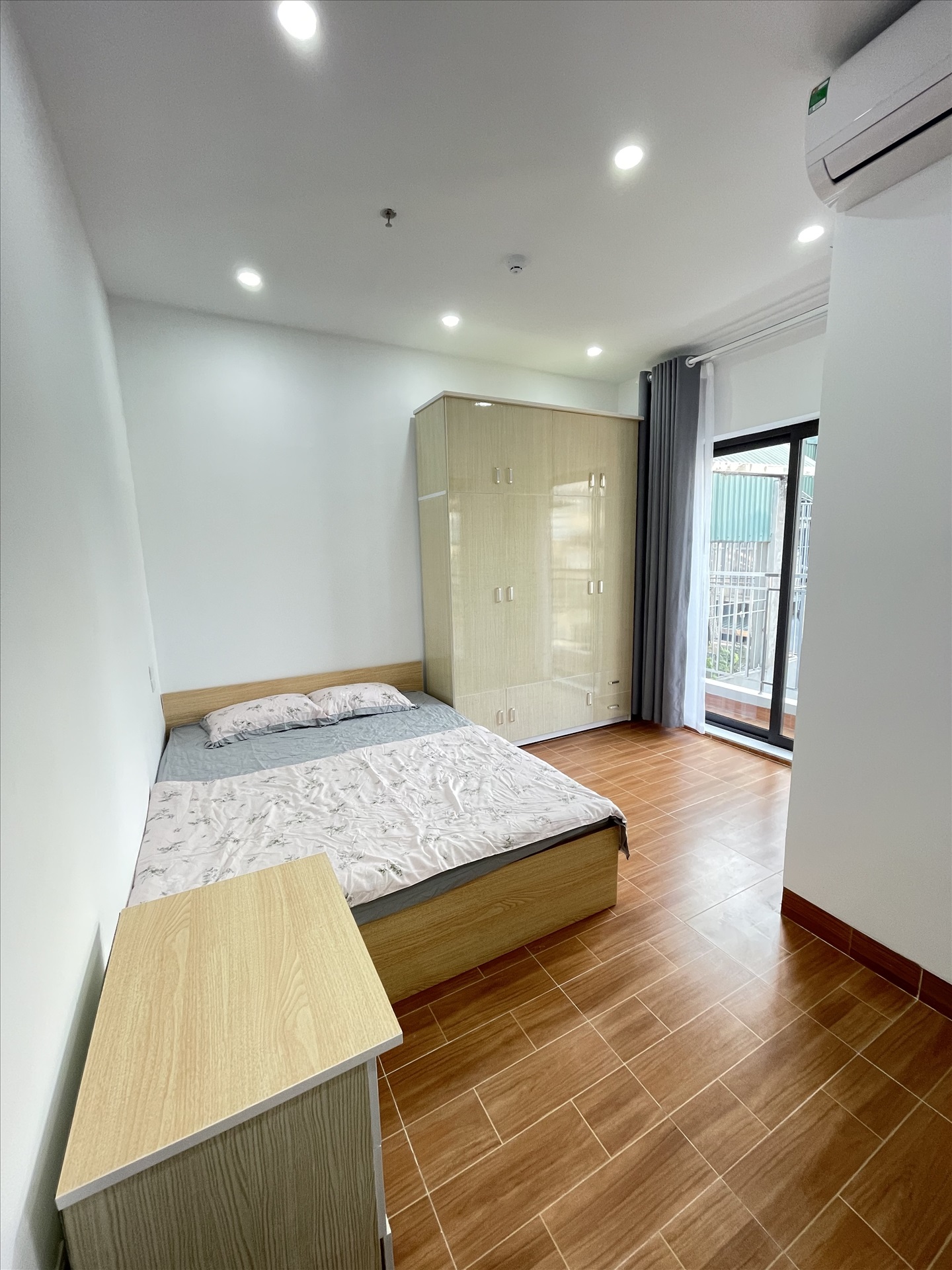Phòng trọ Studio 35m2 tại Friends Team Thái Thịnh - Đống Đa - Phòng khách