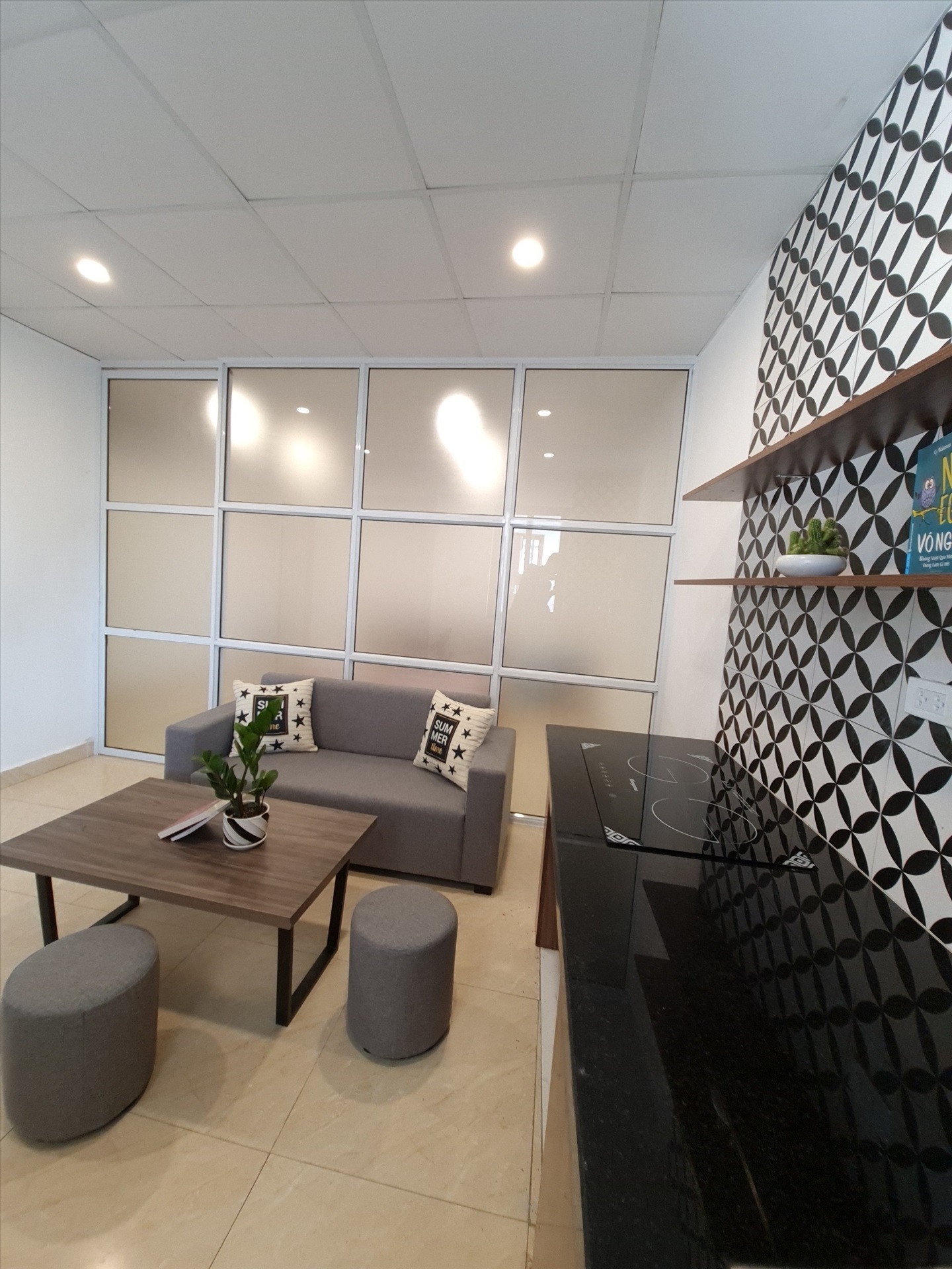 Phòng trọ 1 Phòng ngủ 40m2 tại Salahomes Vũ Tông Phan - Thanh Xuân - Phòng khách