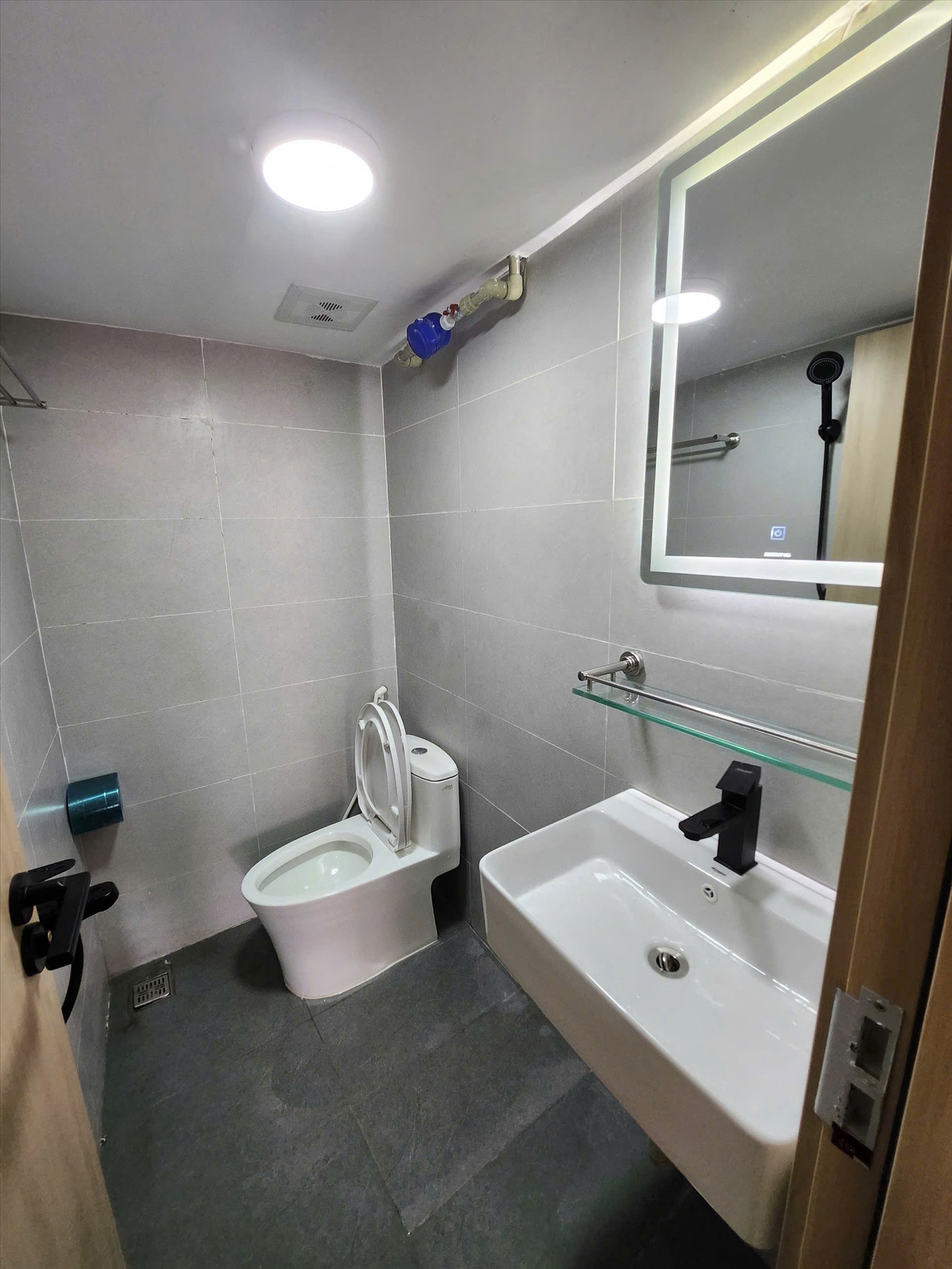 Phòng trọ Duplex 25m2 tại CTC Home Khương Đình - Thanh Xuân - Phòng tắm