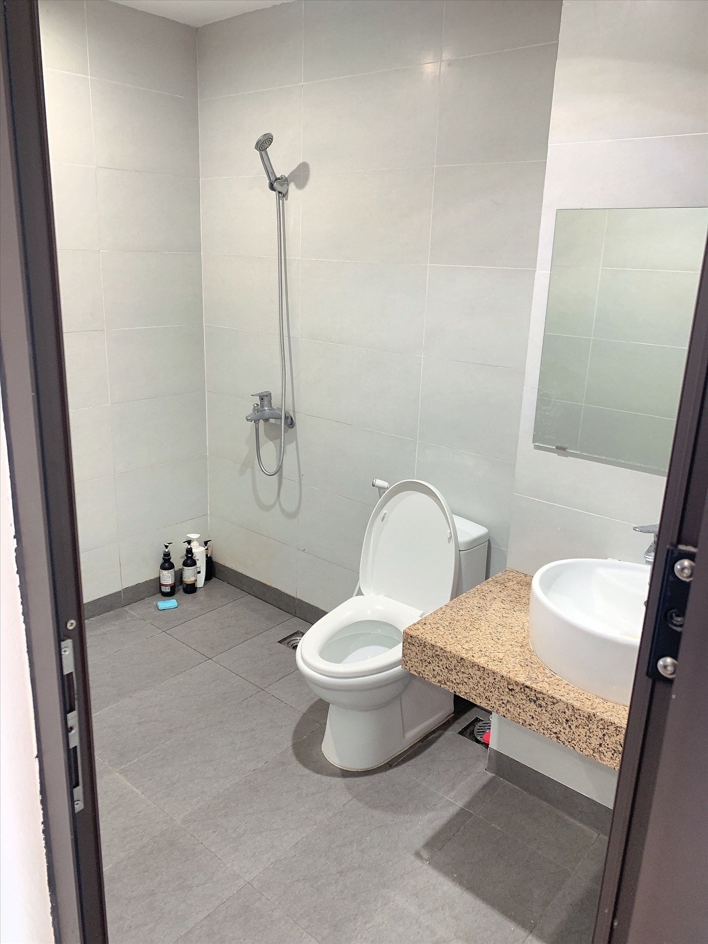 Phòng trọ Studio 30m2 tại AT Home Giang Văn Minh - Ba Đình - Phòng tắm