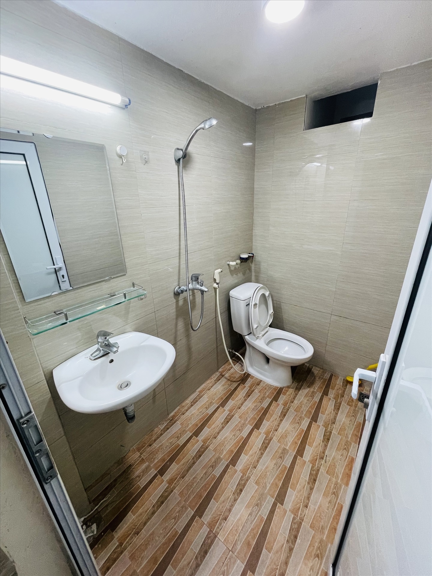 Phòng trọ Studio 25m2 tại TA Home Trần Điền - Thanh Xuân - Phòng tắm