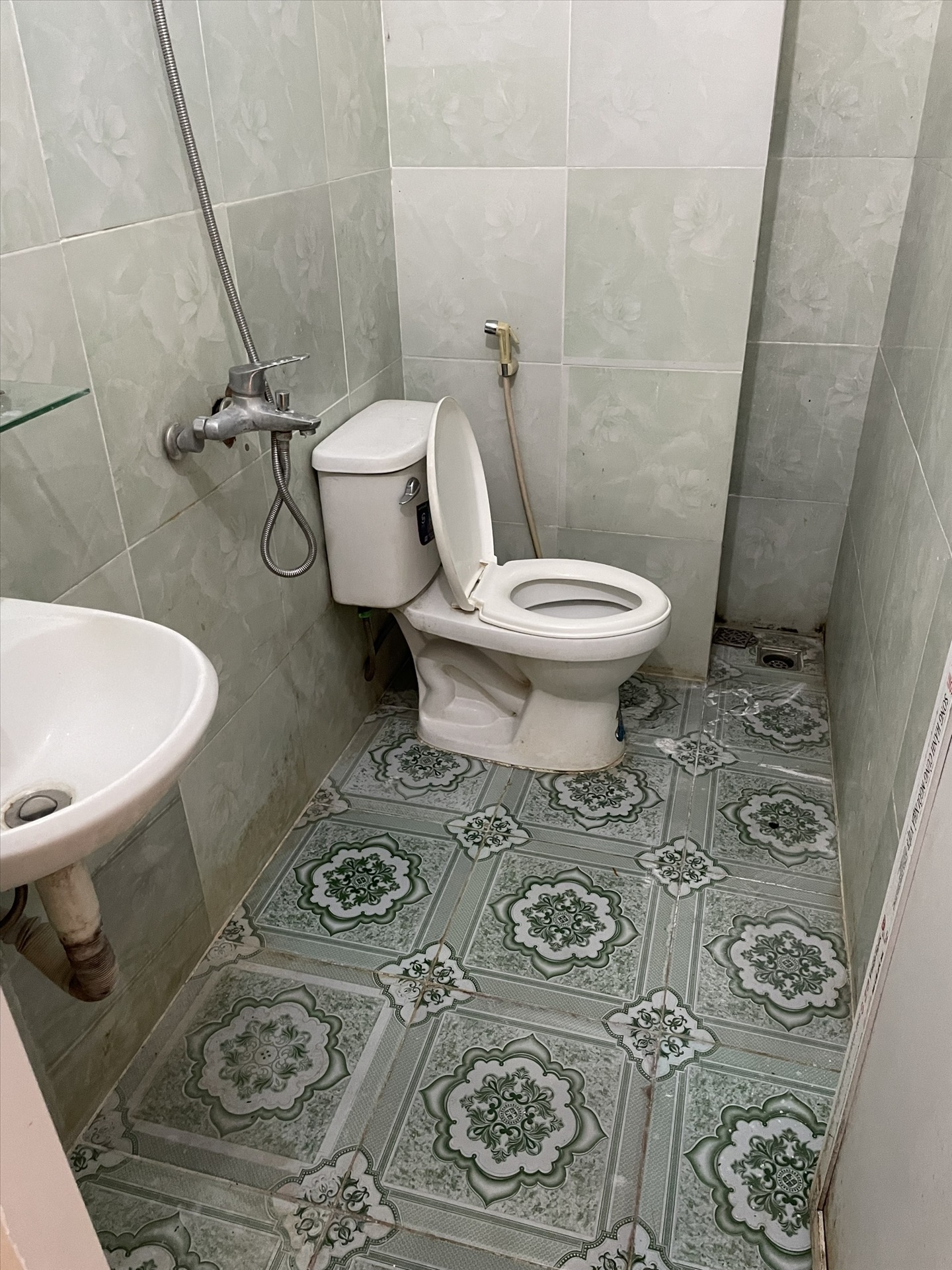 Phòng trọ Studio 15m2 tại TA Home Định Công - Hoàng Mai - Phòng tắm