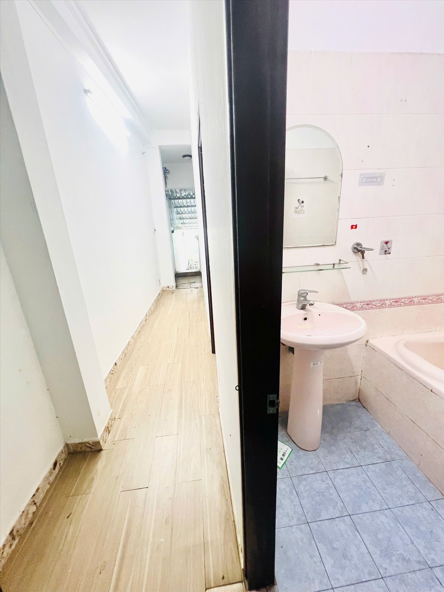 Phòng trọ 2 Phòng ngủ 30m2 tại AQ House Lý Thái Tổ - Quận 10 - Phòng tắm