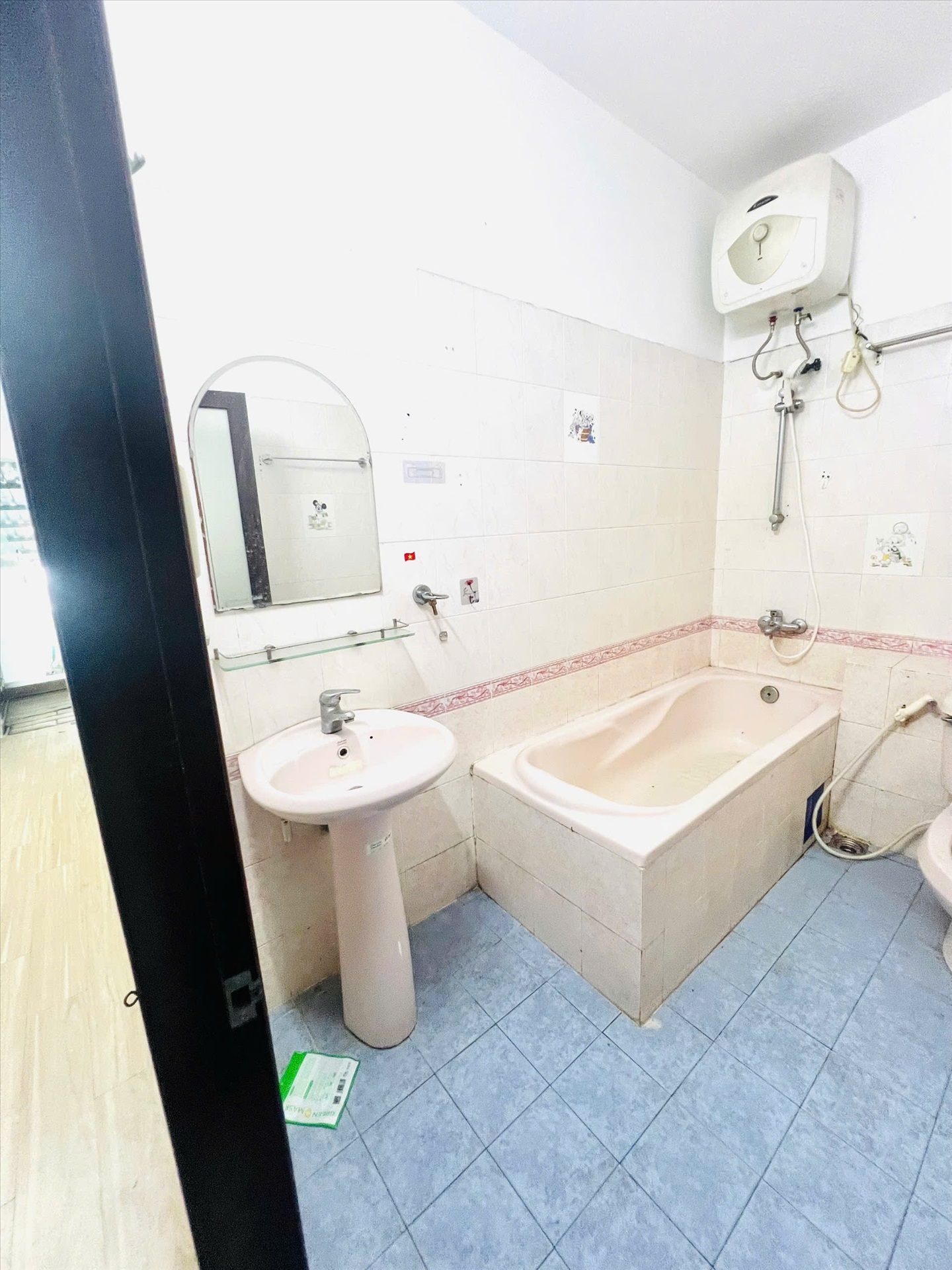 Phòng trọ 2 Phòng ngủ 30m2 tại AQ House Lý Thái Tổ - Quận 10 - Phòng tắm