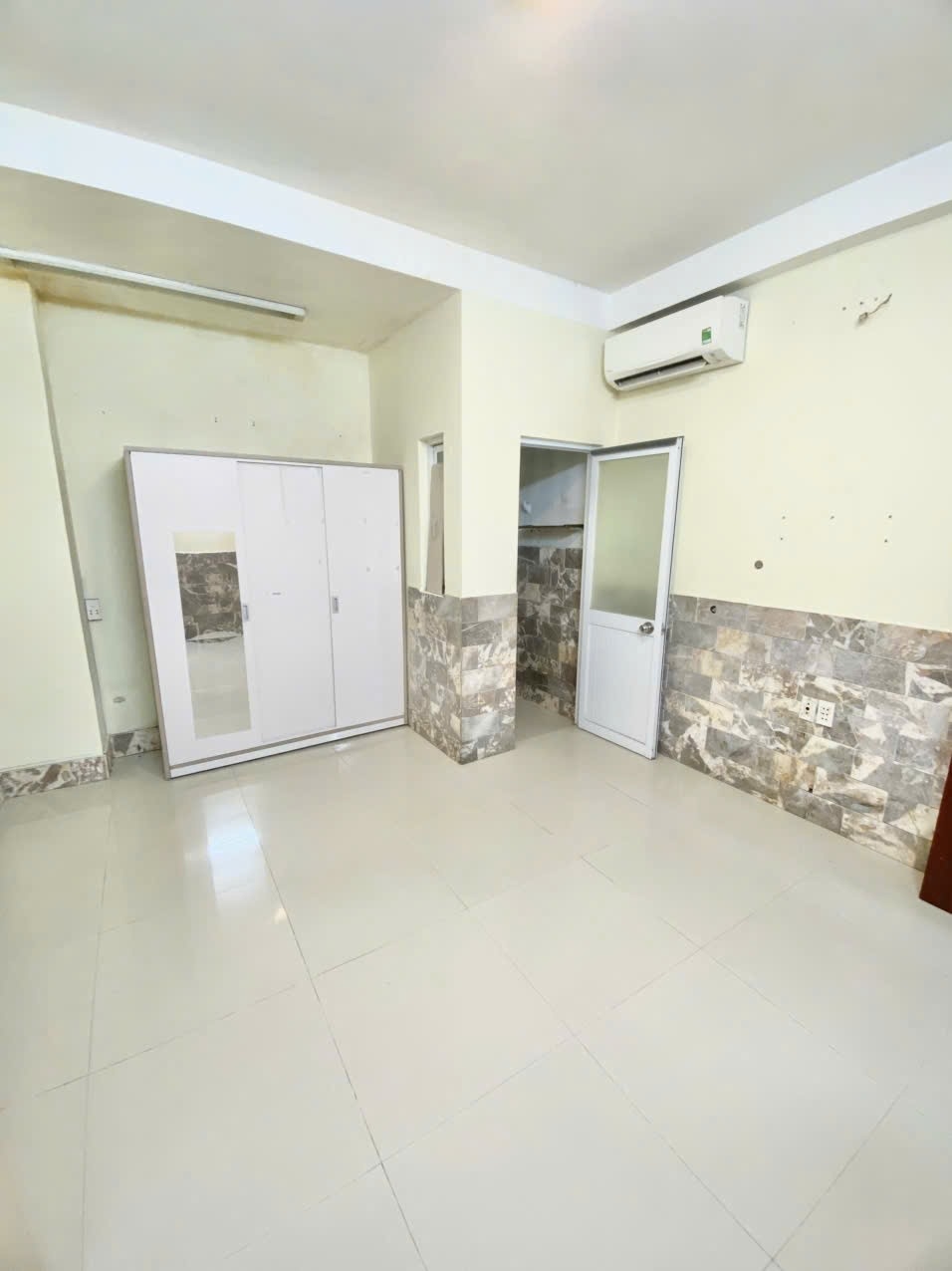 Phòng trọ Amcity Apartment Đại Nghĩa - Tân Bình - Phòng (*)
