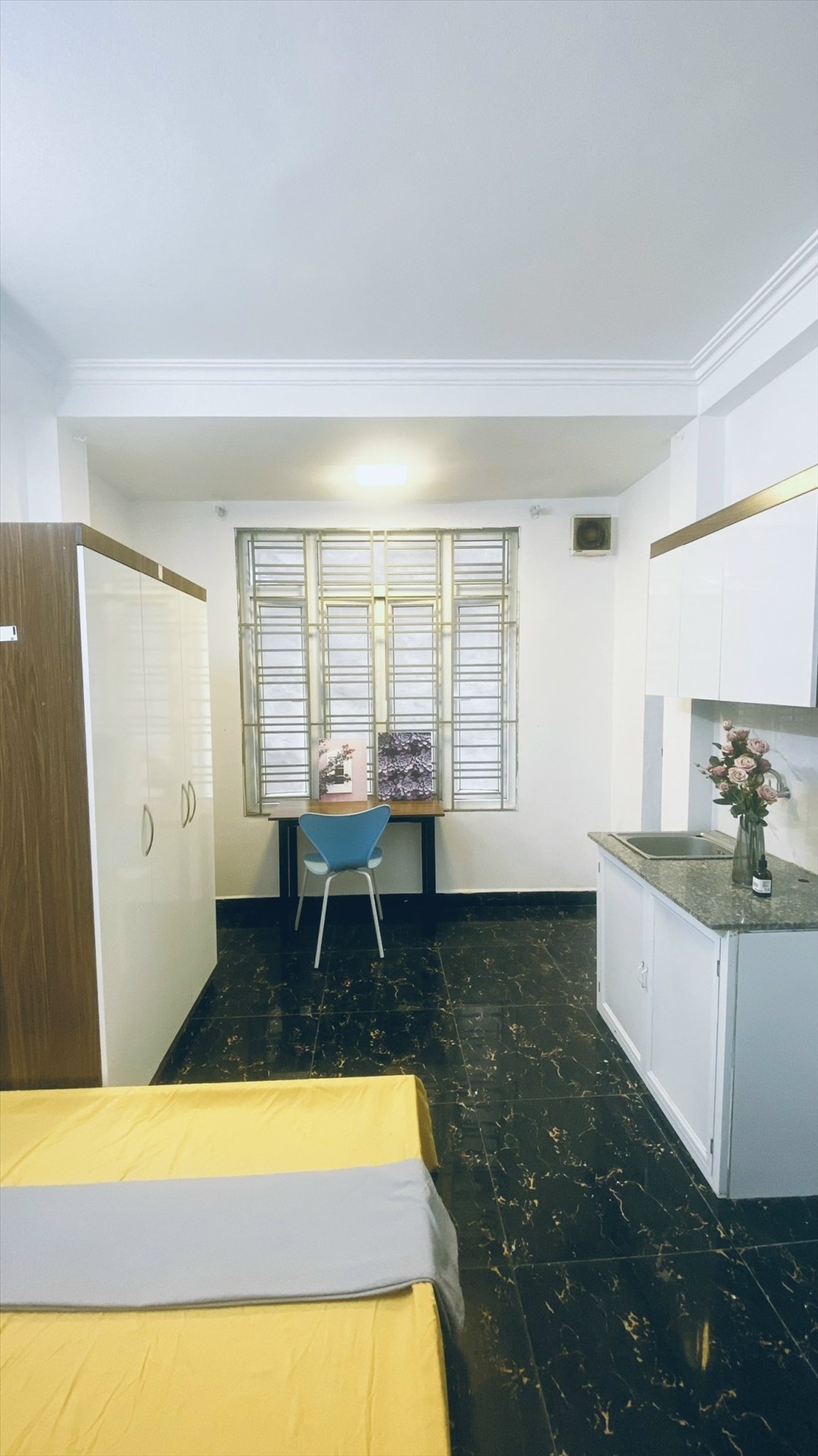 Phòng trọ Studio 22m2 tại QHOME Trung Kính - Cầu Giấy - Phòng bếp