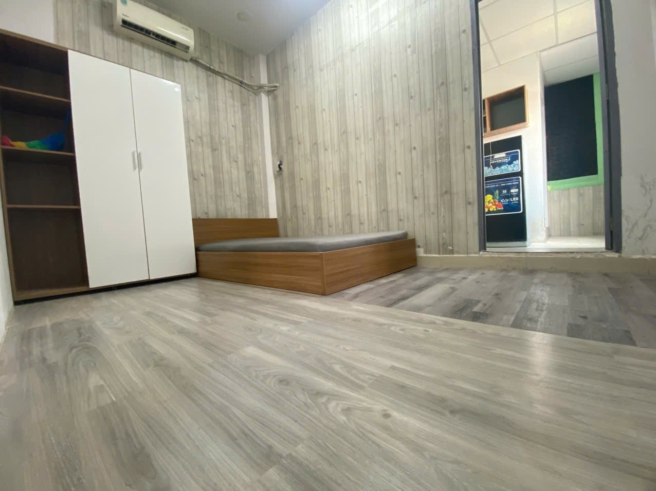 Phòng trọ Zenith Homes Bàu Cát 5 - Tân Bình - Phòng (*)