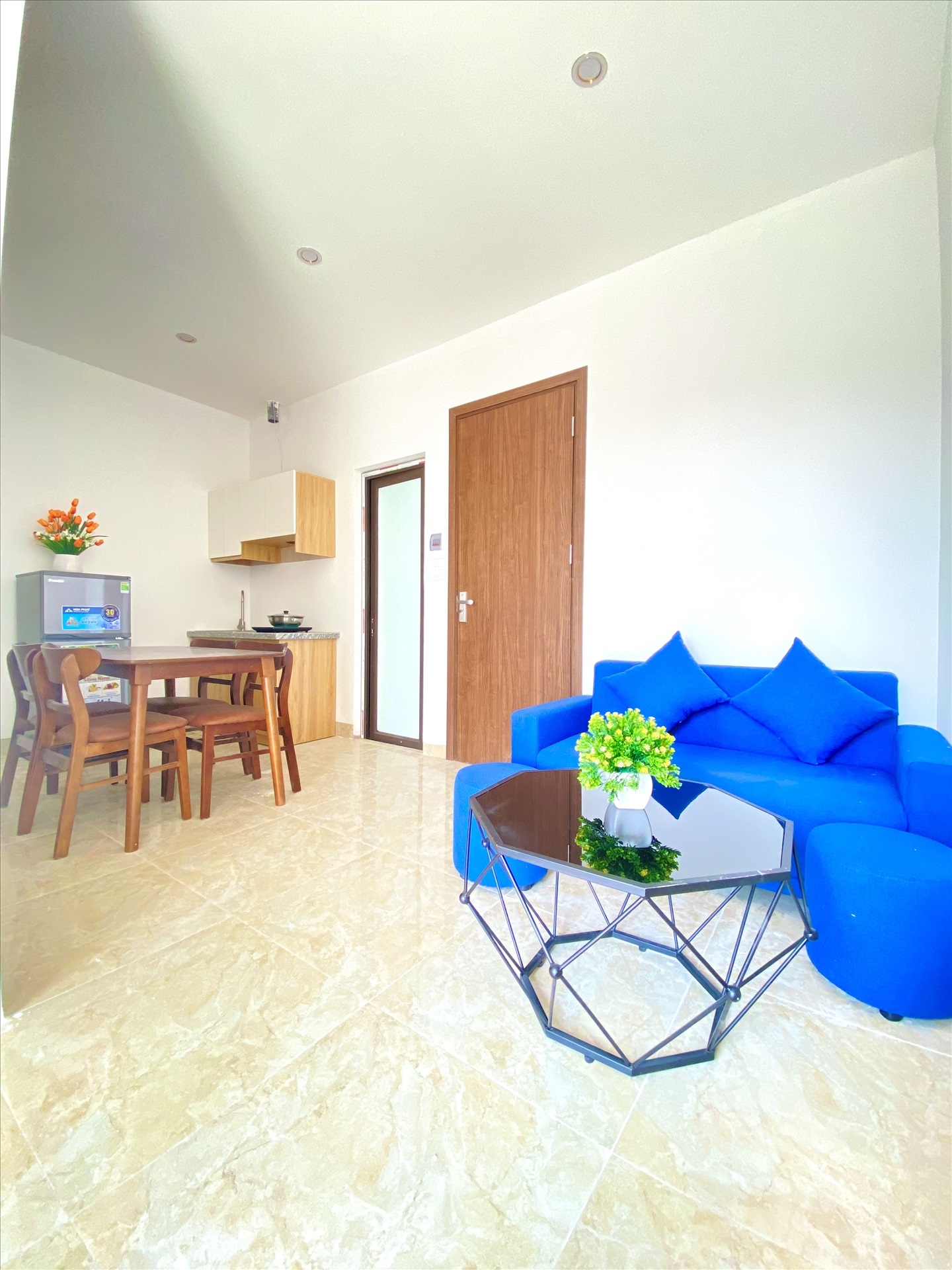 Phòng trọ 4PS Housing 1 Lạc Long Quân - Tây Hồ