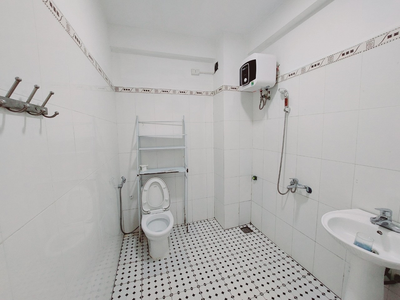 Phòng trọ Studio 28m2 tại NT House Xuân Đỉnh - Bắc Từ Liêm - Phòng tắm