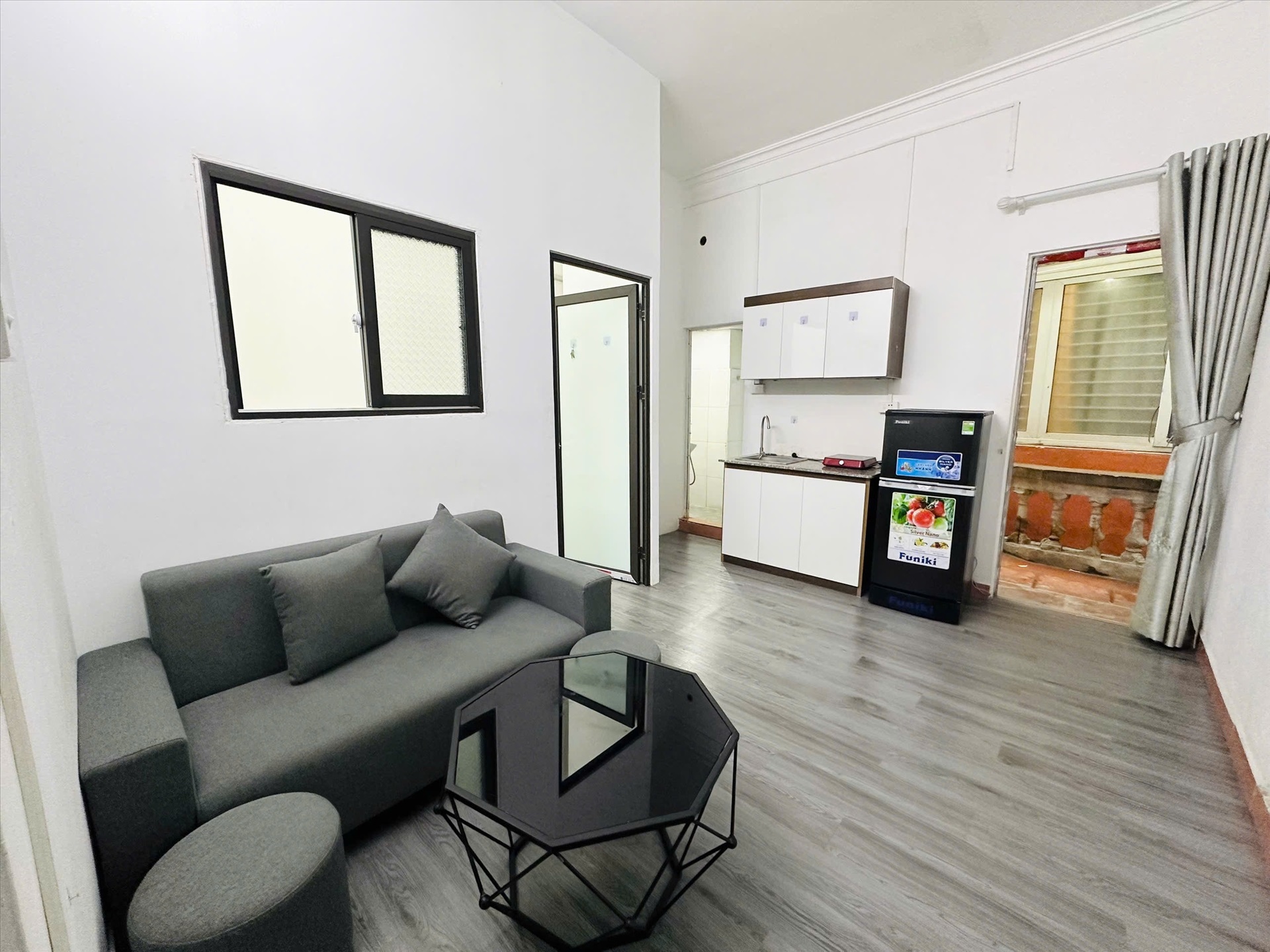 Phòng trọ 4PS Housing Trung Kính - Cầu Giấy - Phòng (*)