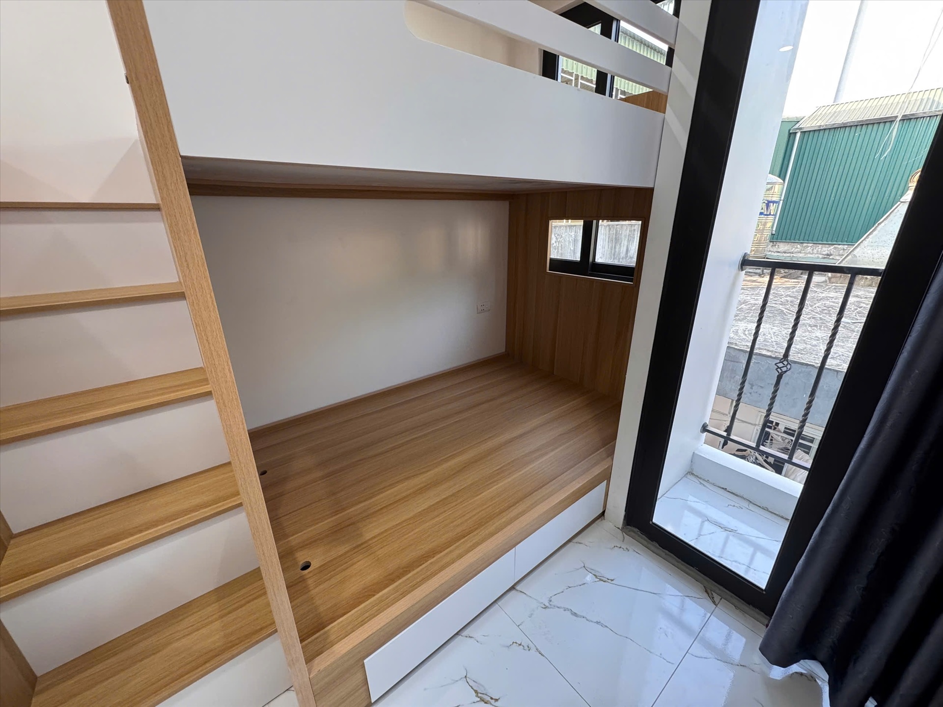 Phòng trọ 4PS Housing 1 Pháo Đài Láng - Đống Đa - Phòng (*)