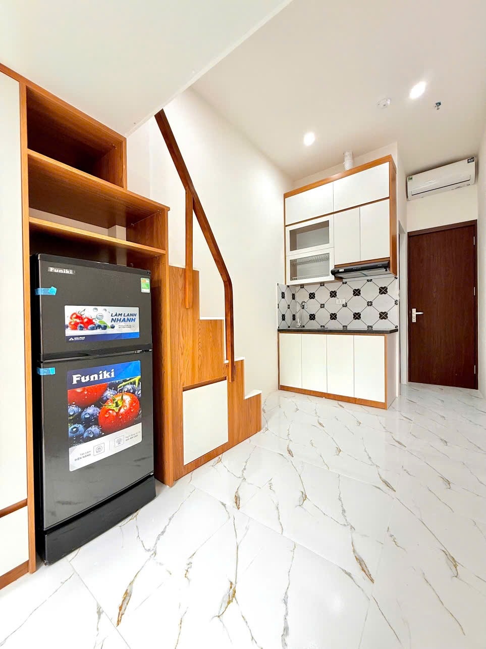 Phòng trọ Duplex 25m2 tại 4PS Housing Giáp Bát - Hoàng Mai - Phòng khách