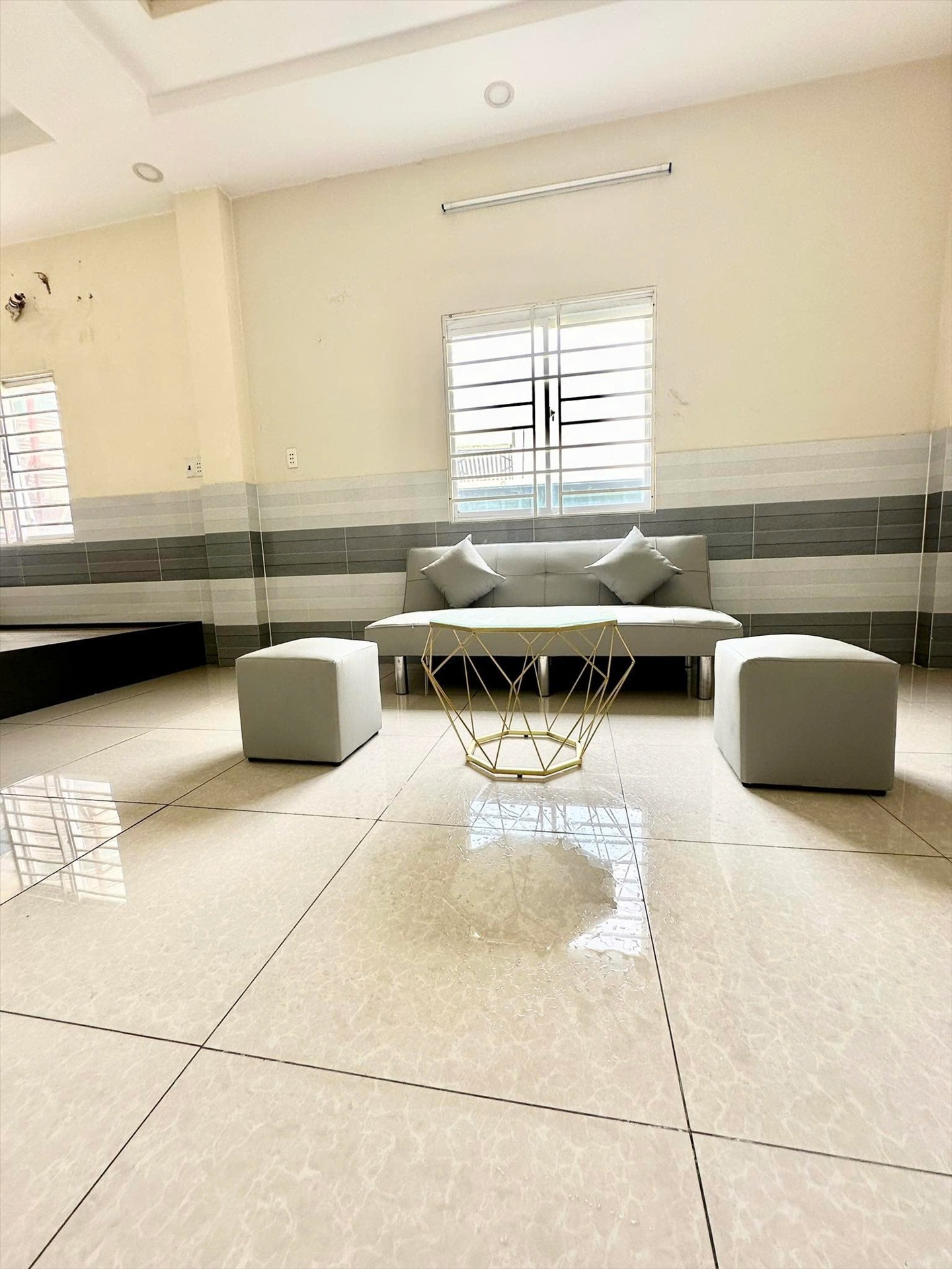 Phòng trọ Studio 30m2 tại AH Home Quốc lộ 1A - Quận 12 - Phòng khách