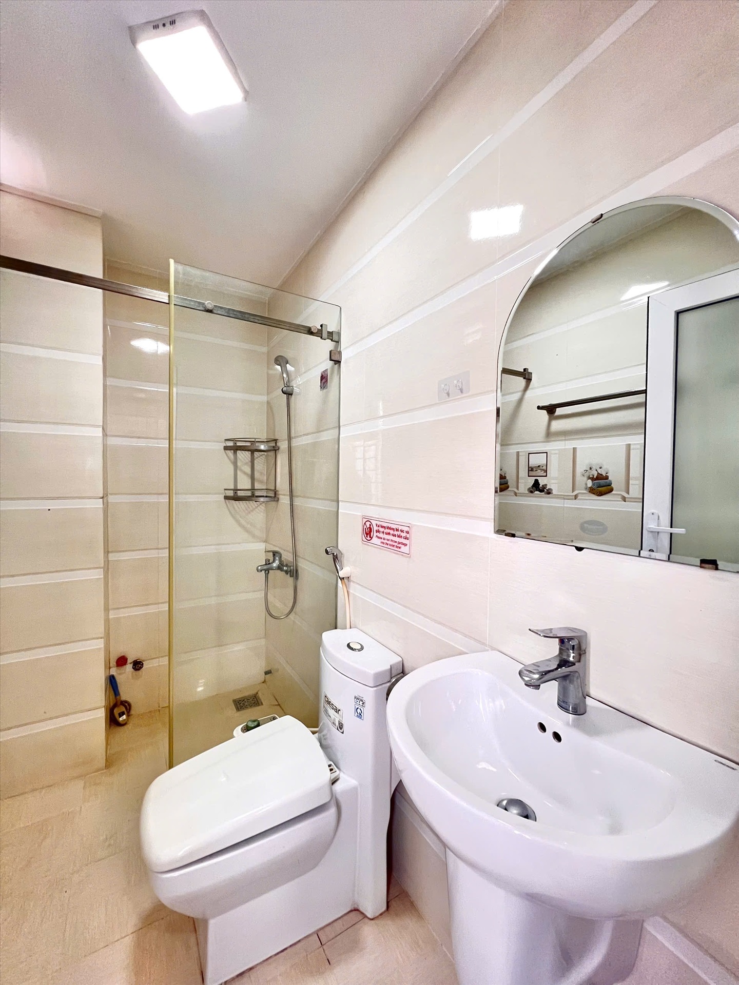 Phòng trọ Studio 25m2 tại CH Home Nguyễn Văn Công - Gò Vấp - Phòng tắm