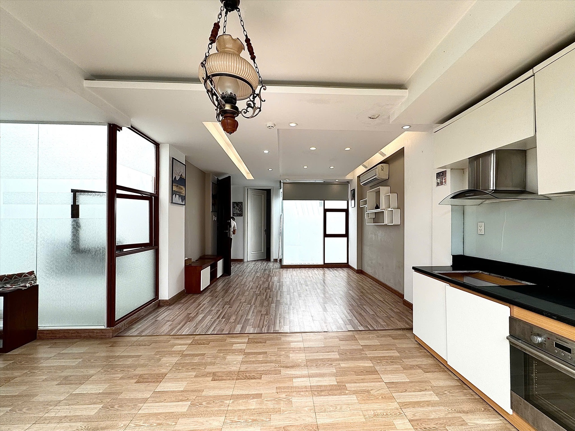 Phòng trọ 1 Phòng ngủ 60m2 tại CH House Ký Con - Quận 1 - Phòng khách