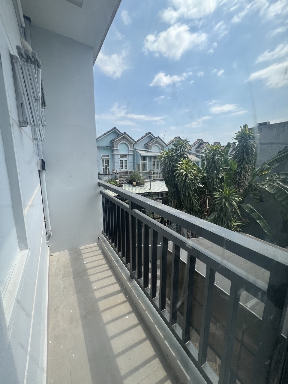 Phòng trọ Studio 18m2 tại BT House Thạnh Lộc 29 - Quận 12 - Ban công