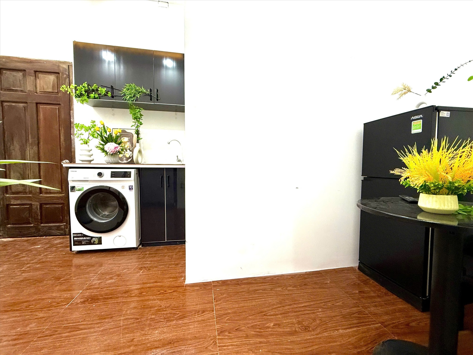 Phòng trọ 2 Phòng ngủ 60m2 tại LA Home Chử Đồng Tử - Tân Bình - Phòng khách