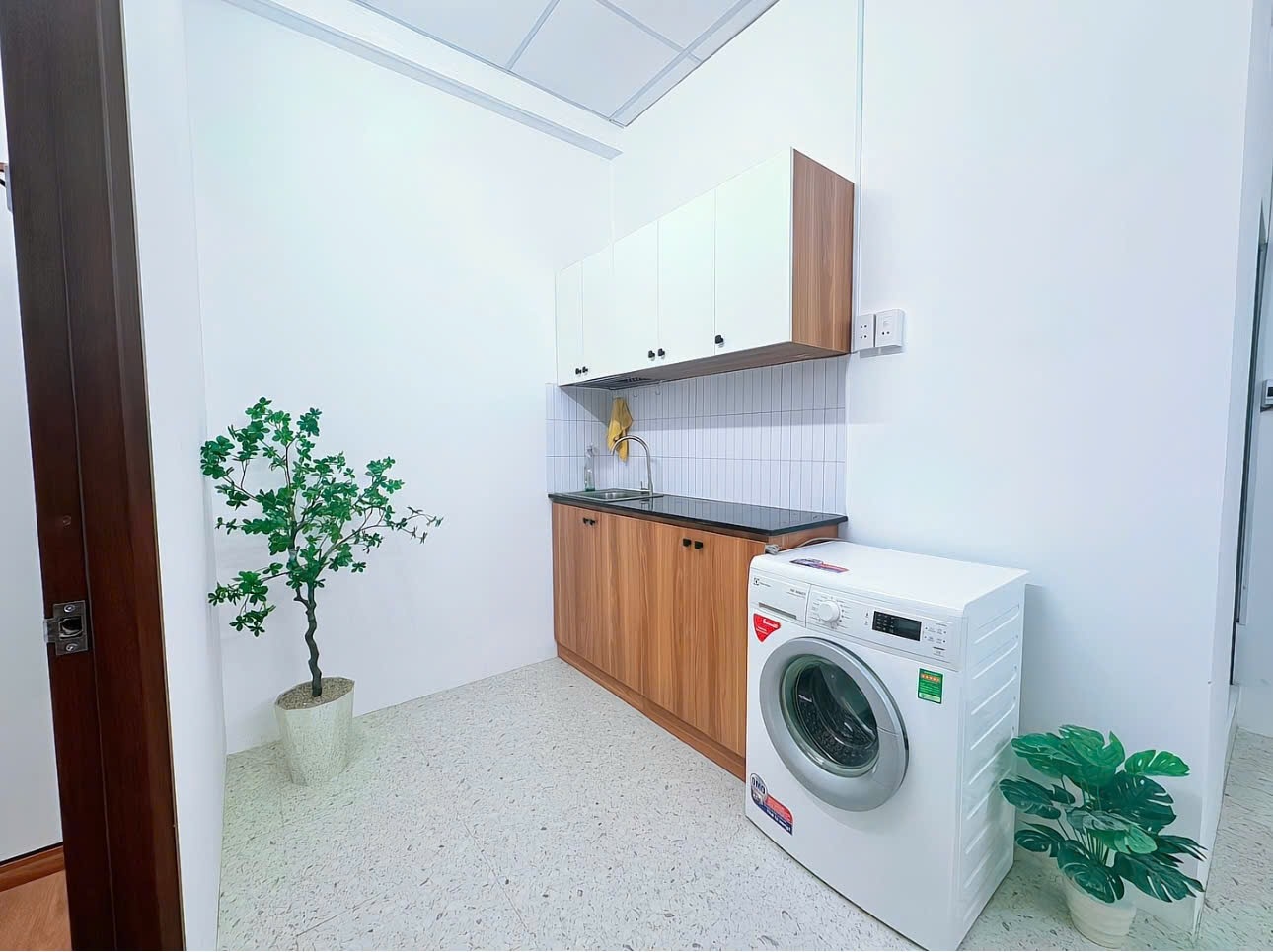 Phòng trọ 2 Phòng ngủ 50m2 tại VNHouse Lam Sơn - Tân Bình - Phòng bếp