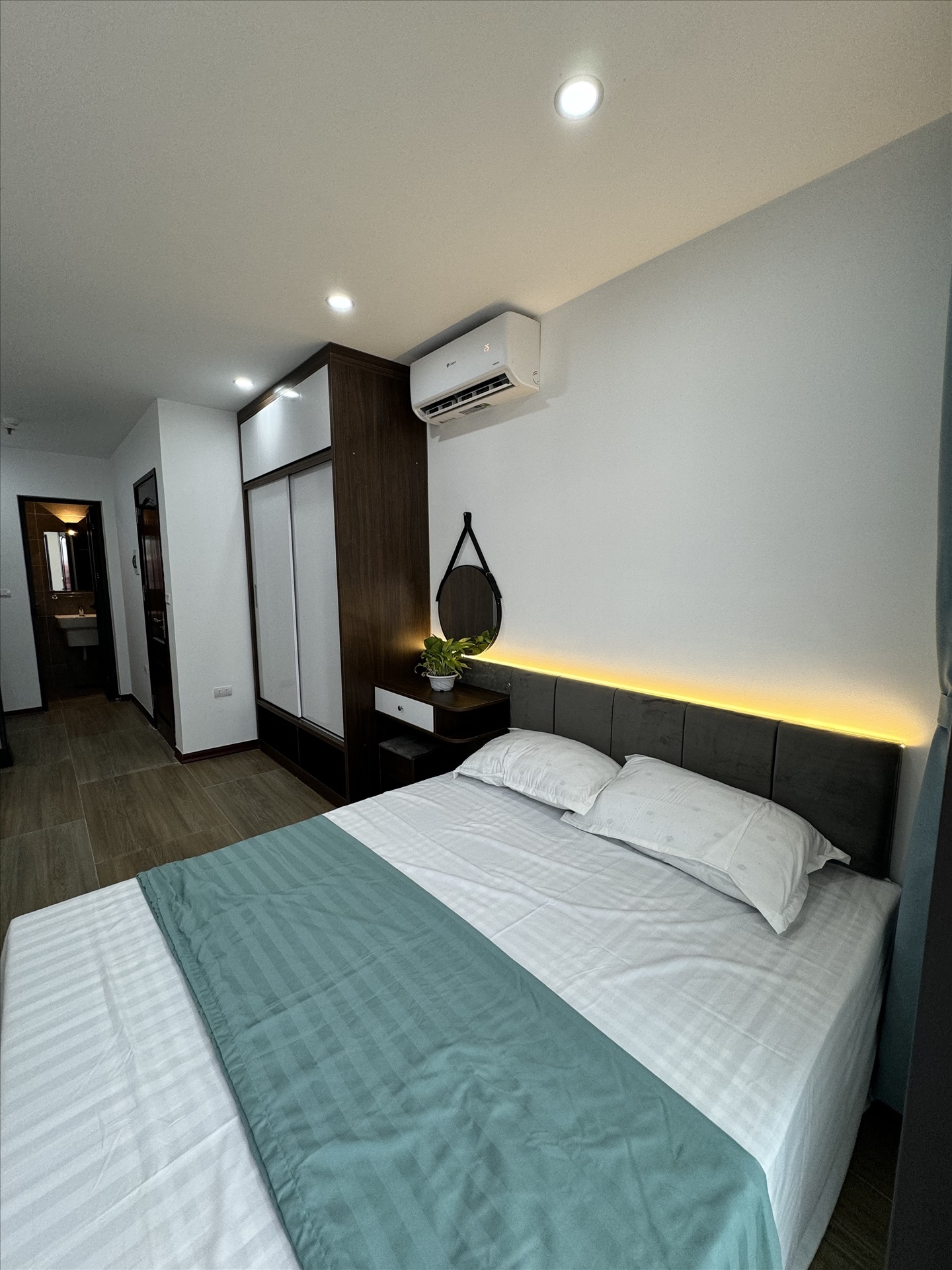 Phòng trọ Studio 22m2 tại HY Home Lạc Long Quân - Tây Hồ - Phòng ngủ