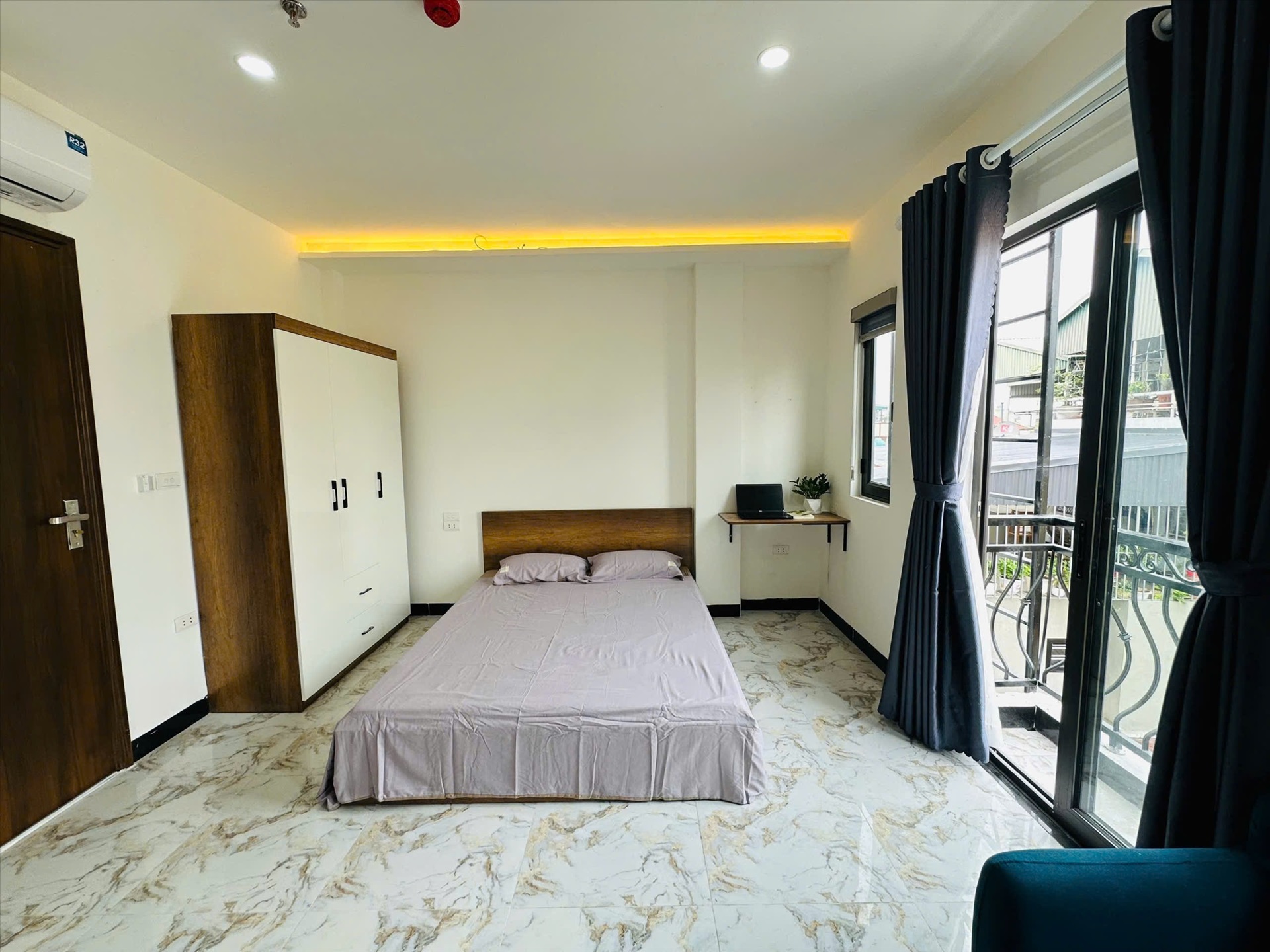 Phòng trọ HN Home Đê La Thành - Đống Đa - Phòng (*)