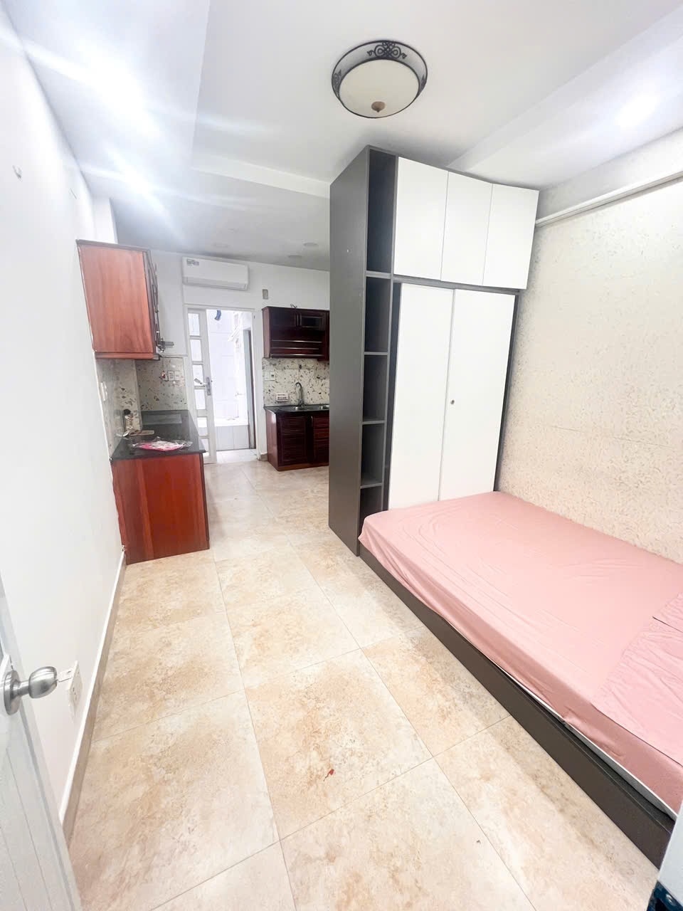 Phòng trọ NH Room Đường 3/2 - Quận 10 - Phòng (*)