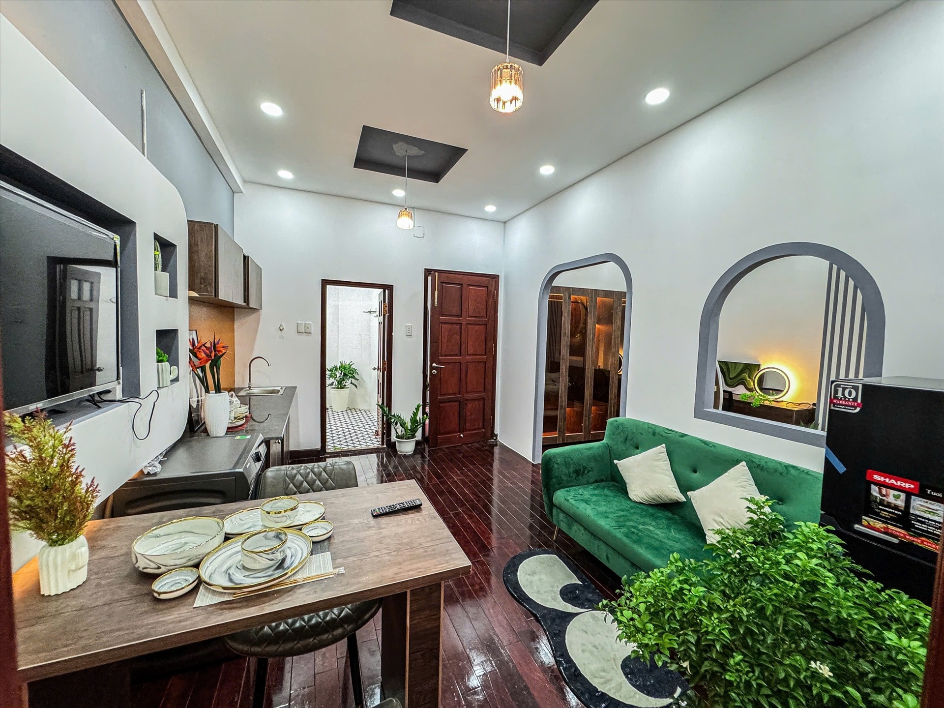 Phòng trọ 1 Phòng ngủ 30m2 tại Kinghome Văn Chung - Tân Bình - Phòng khách
